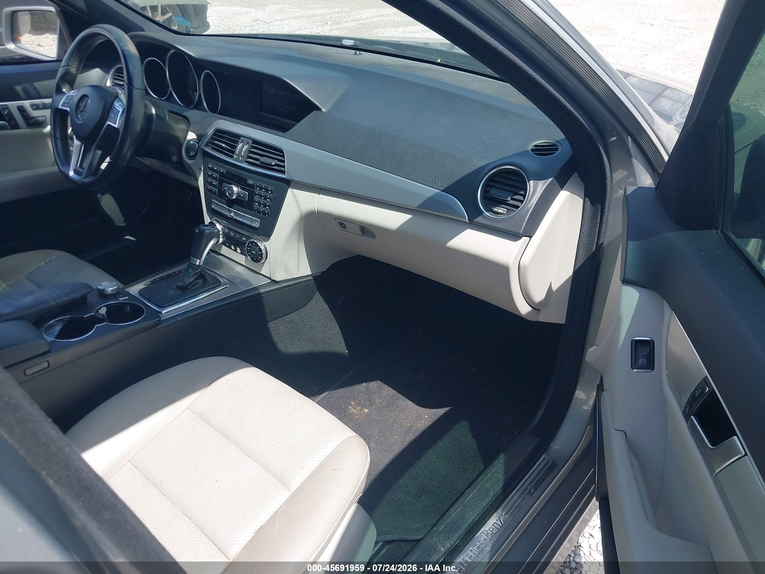 2013 Mercedes-benz C 250 Sport Gray vin: WDDGF4HBXDR294105
