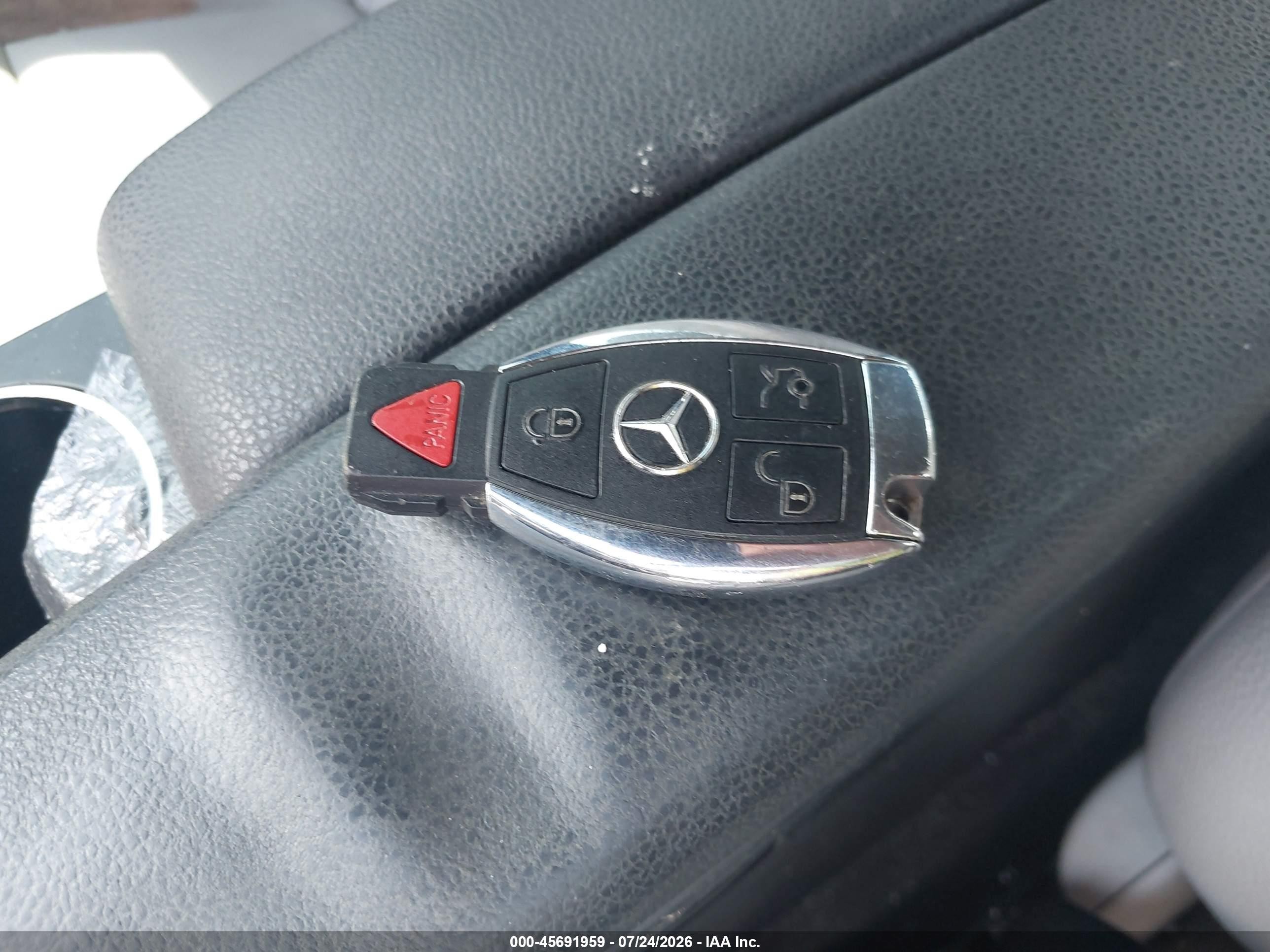 2013 Mercedes-benz C 250 Sport Gray vin: WDDGF4HBXDR294105