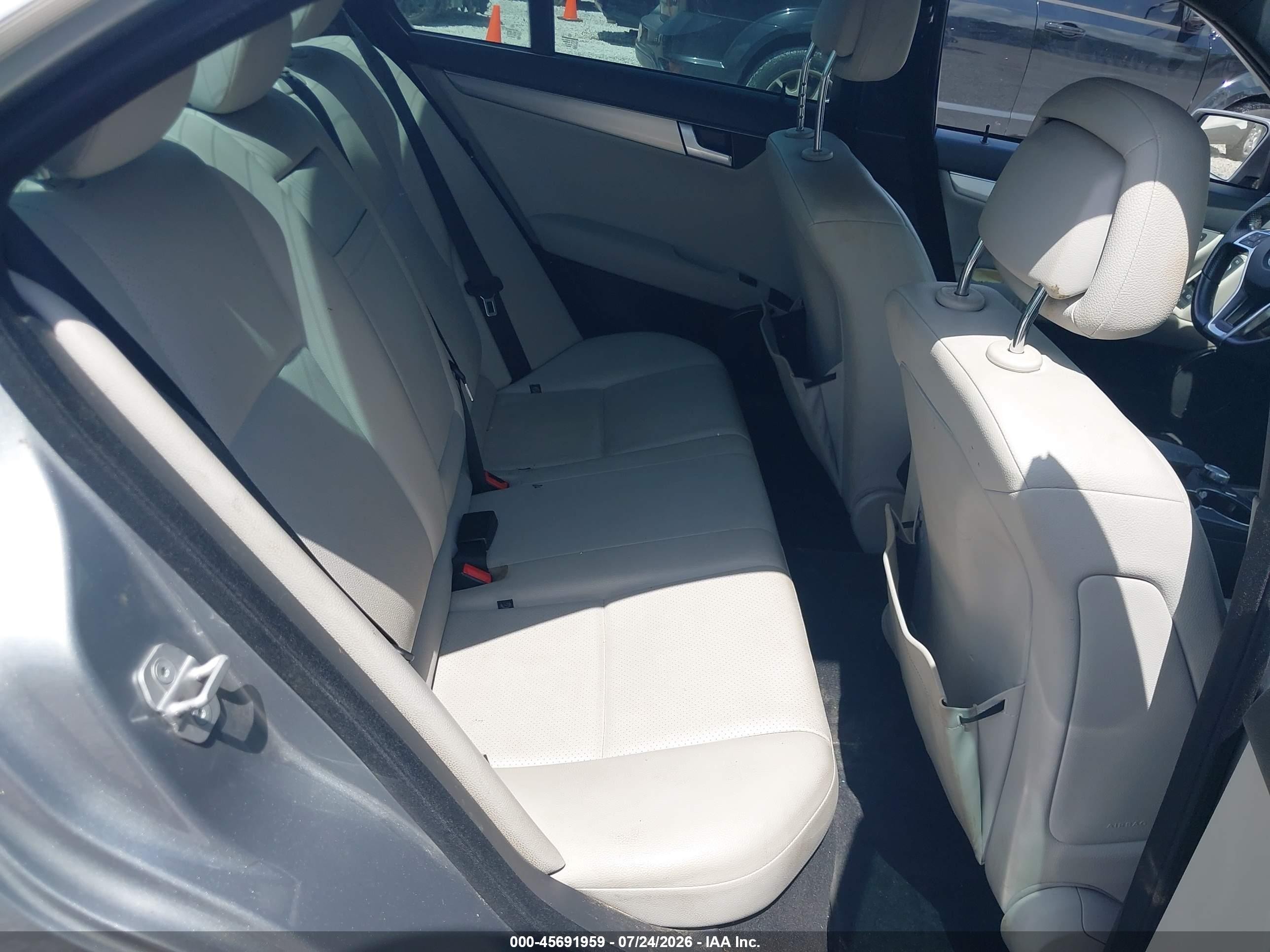 2013 Mercedes-benz C 250 Sport Gray vin: WDDGF4HBXDR294105