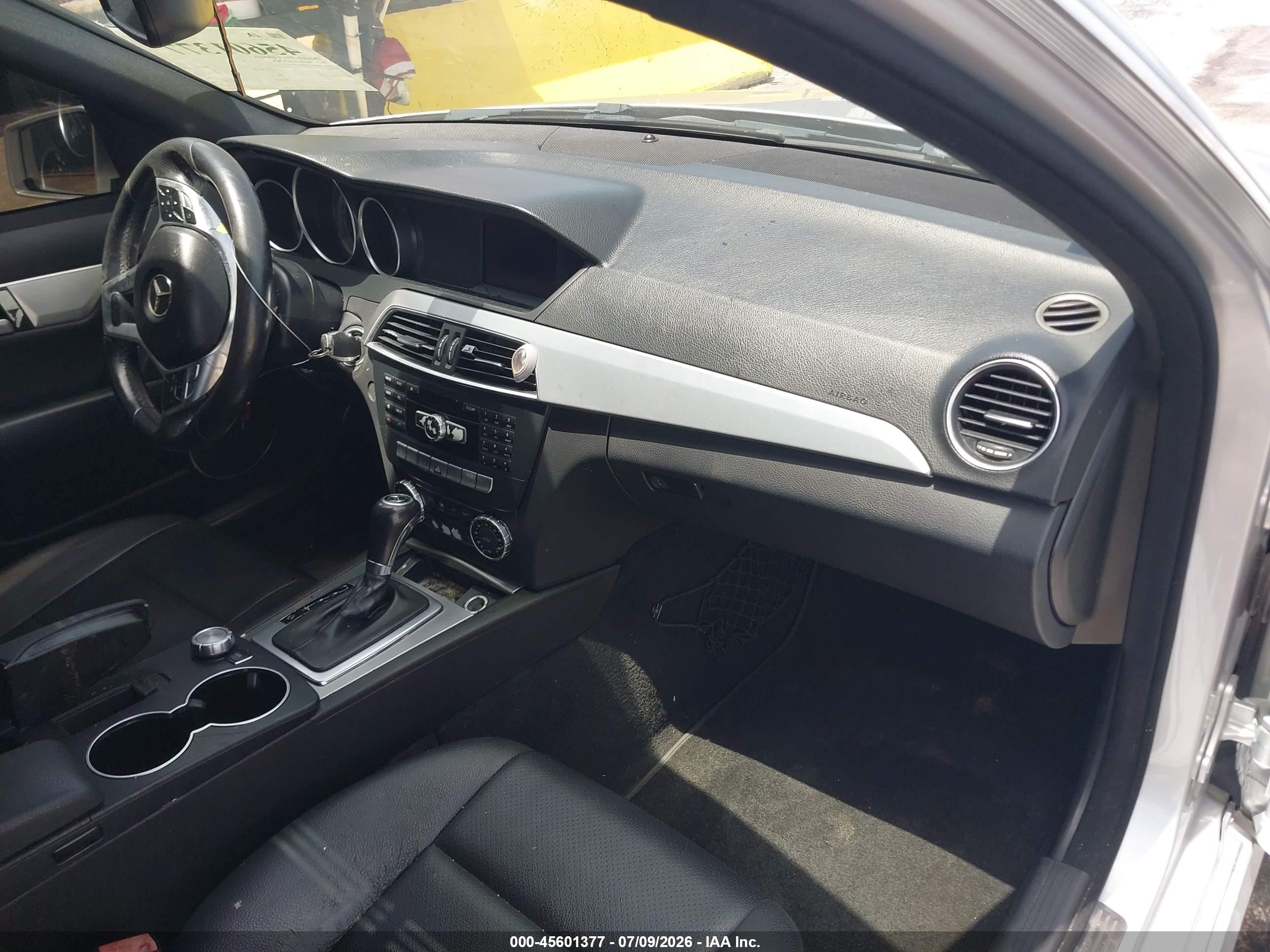 2013 Mercedes-benz C 250 Sport Silver vin: WDDGF4HBXDR296050