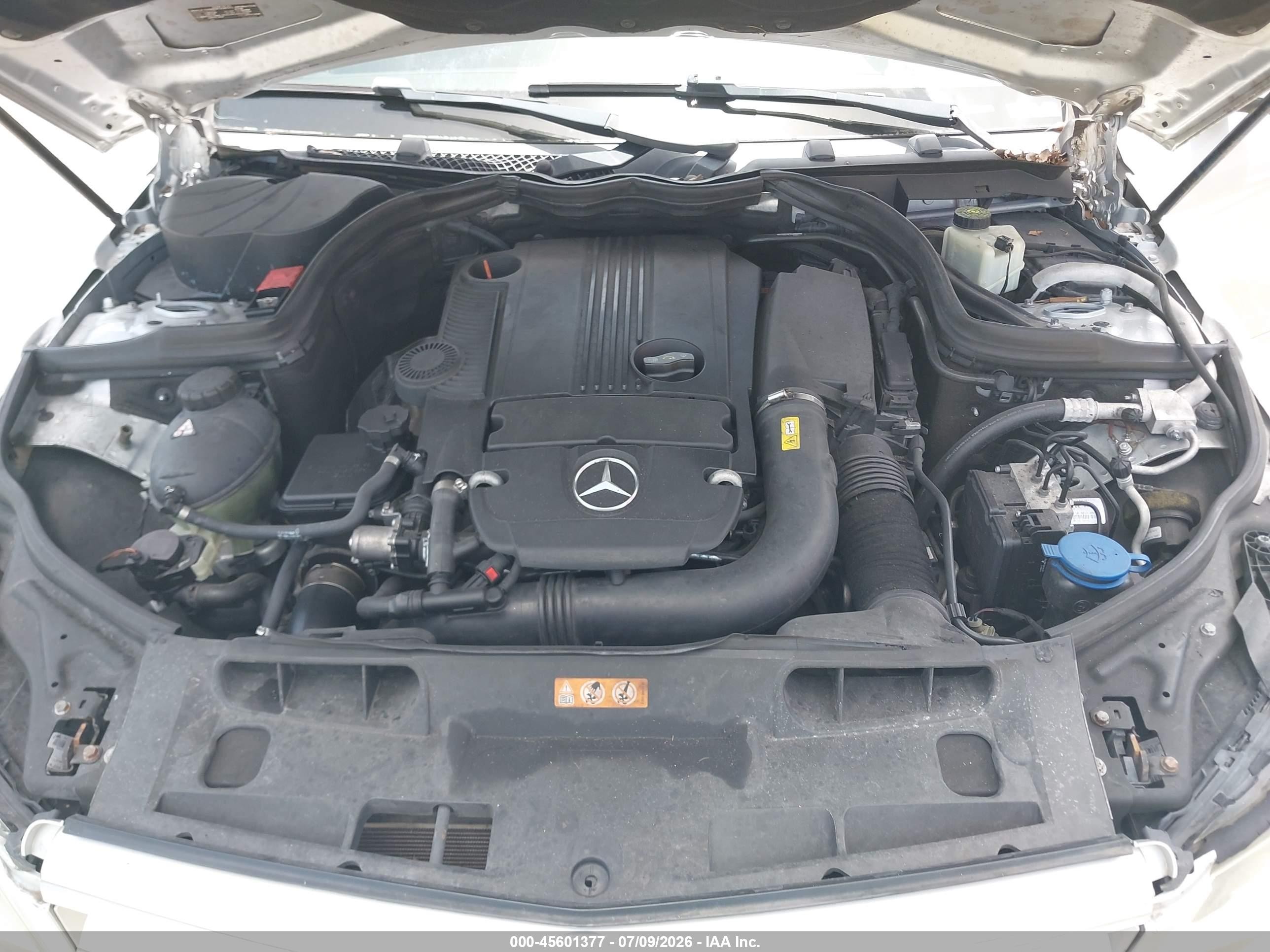 2013 Mercedes-benz C 250 Sport Silver vin: WDDGF4HBXDR296050