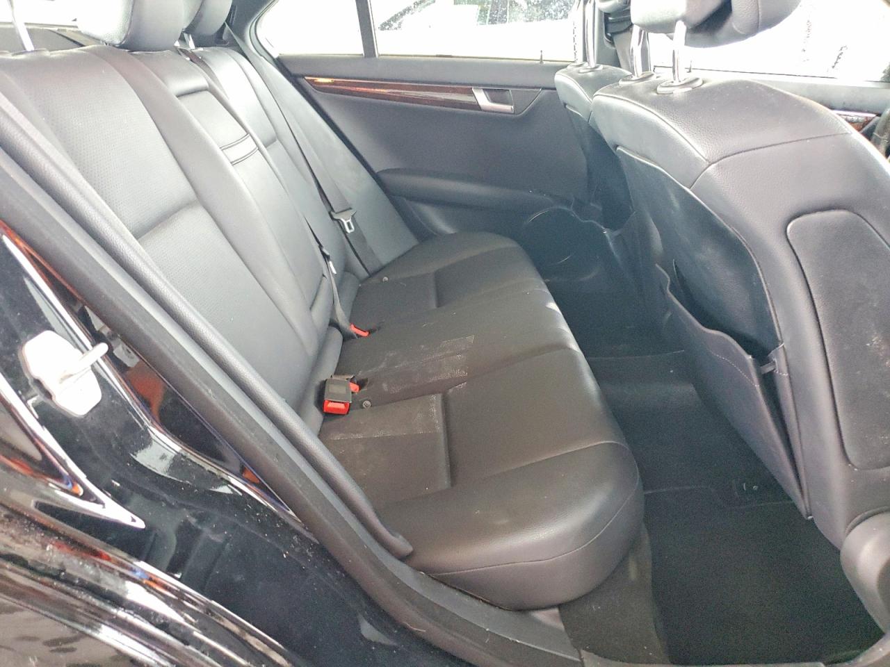 2013 Mercedes-benz C 250 Black vin: WDDGF4HBXDR298476