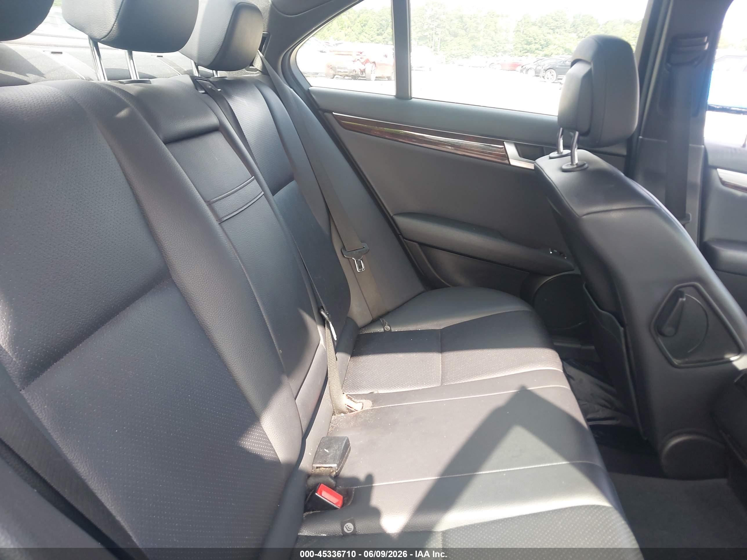 2014 Mercedes-benz C 250 Sport Black vin: WDDGF4HBXEA949797