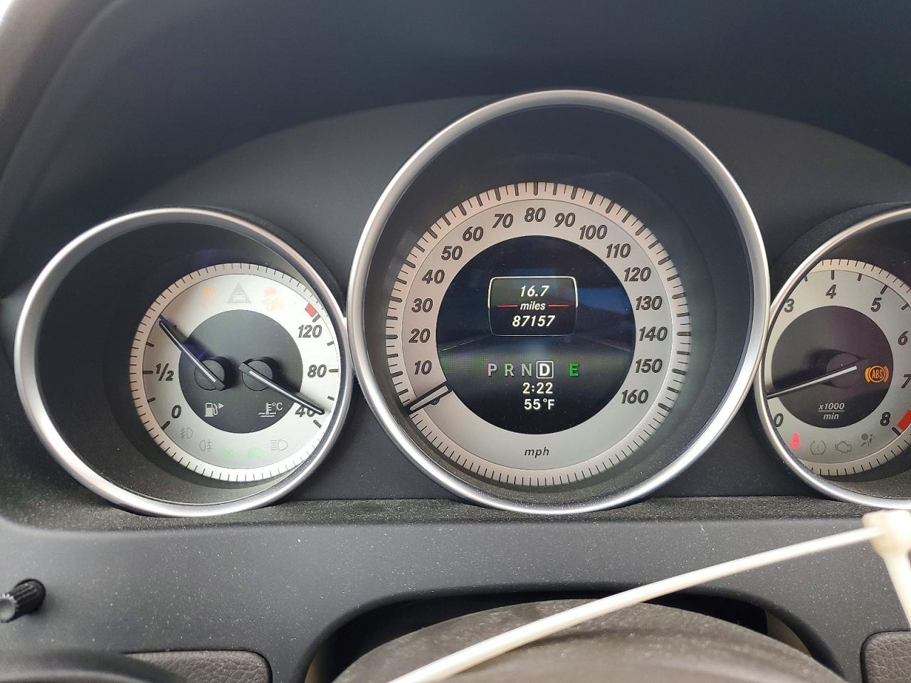 2014 Mercedes-benz C 250 Silver vin: WDDGF4HBXEA960864