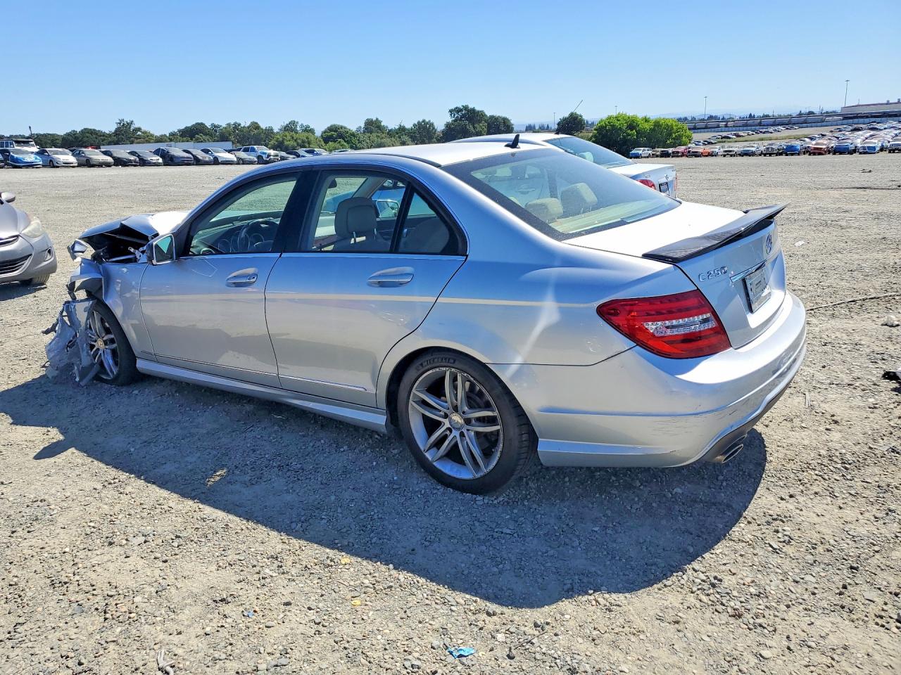 2014 Mercedes-benz C 250 Silver vin: WDDGF4HBXEA960864