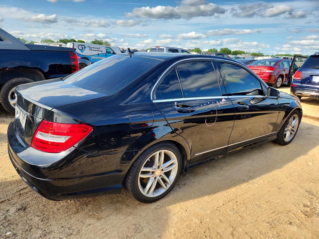2014 Mercedes-benz C 250 Black vin: WDDGF4HBXEA962016