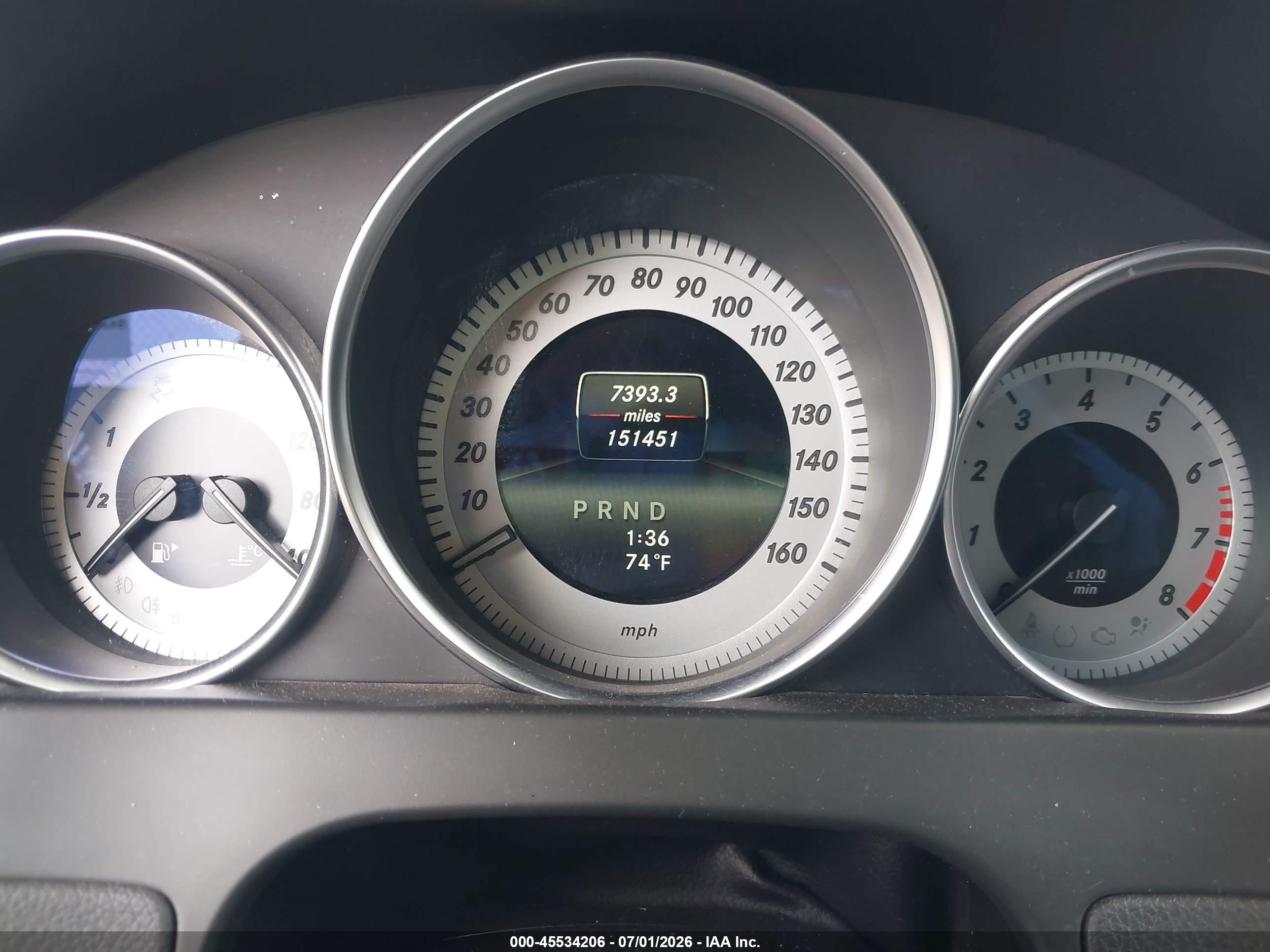2014 Mercedes-benz C 250 Sport Серебряный vin: WDDGF4HBXEA963473