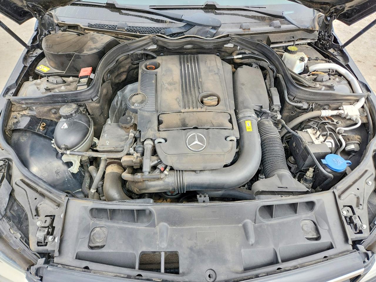 2014 Mercedes-benz C 250 Black vin: WDDGF4HBXEA965191
