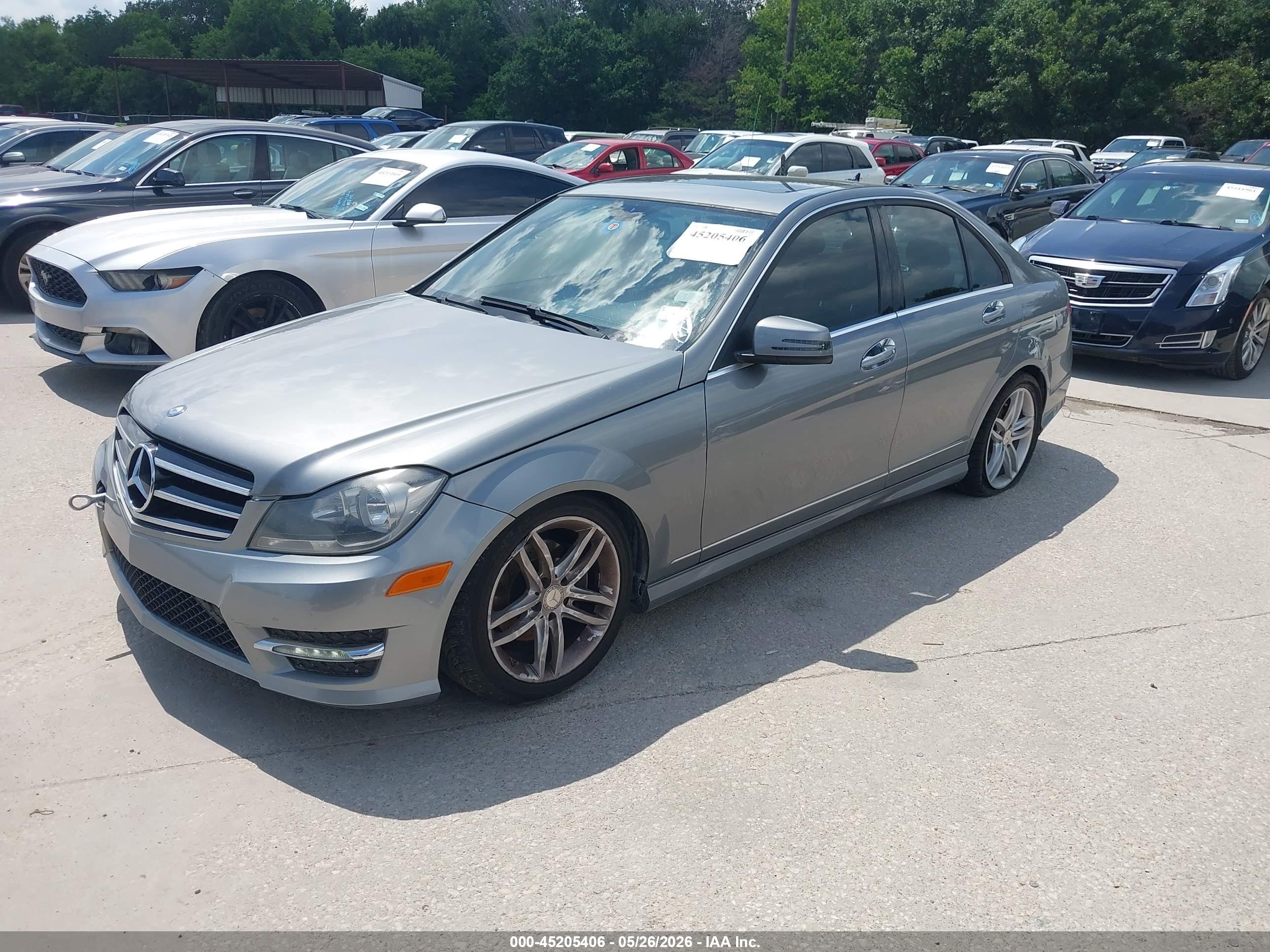 2014 Mercedes-benz C 250 Sport Silver vin: WDDGF4HBXEG216565