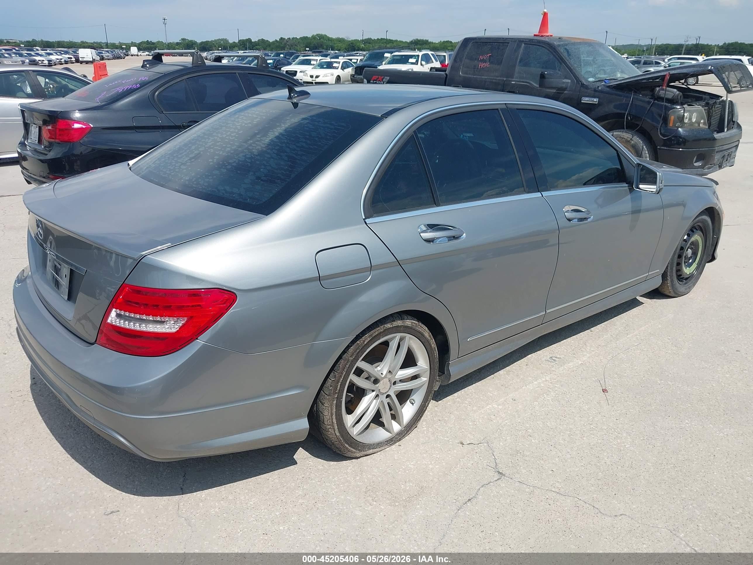 2014 Mercedes-benz C 250 Sport Silver vin: WDDGF4HBXEG216565