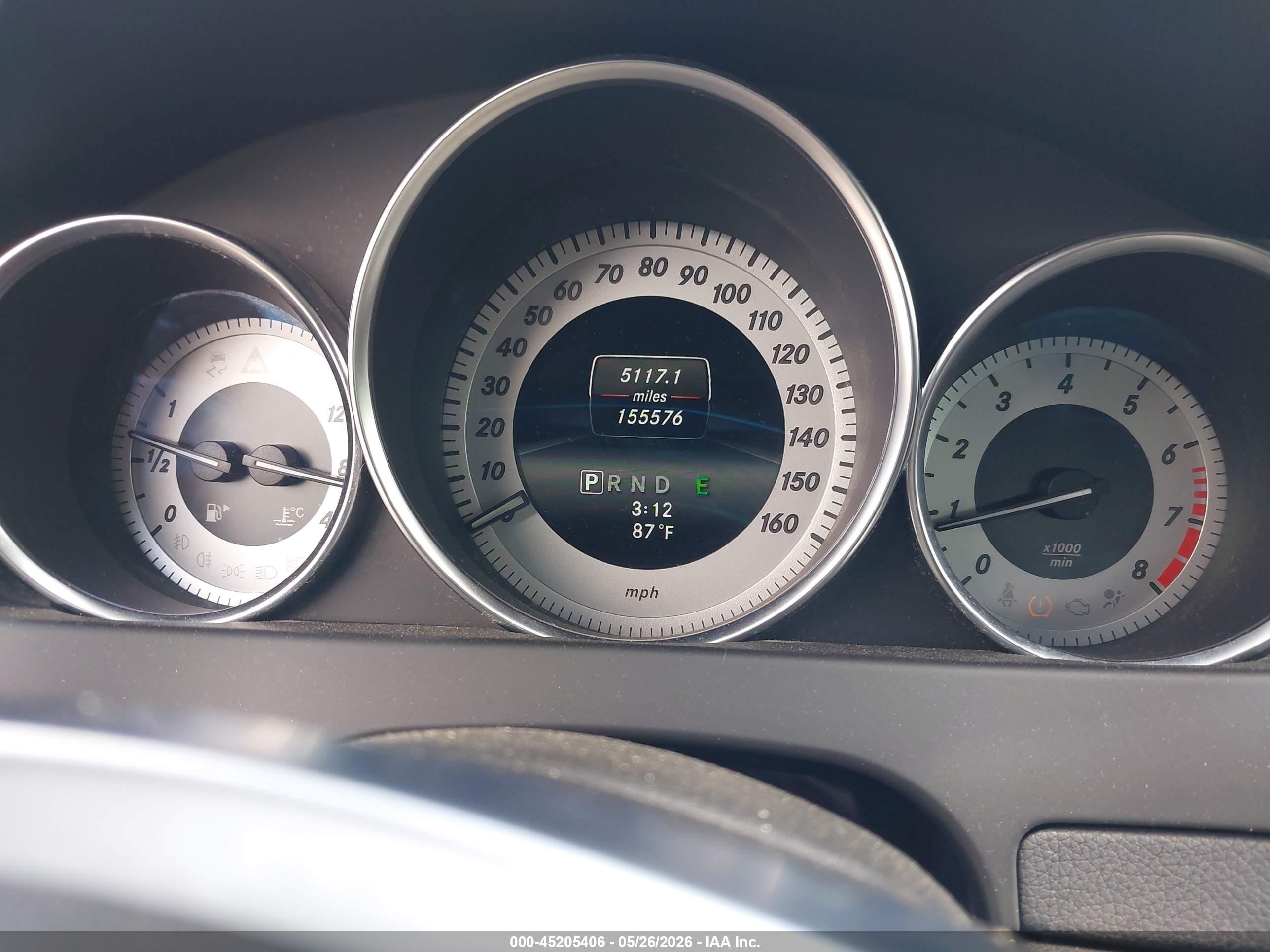 2014 Mercedes-benz C 250 Sport Silver vin: WDDGF4HBXEG216565