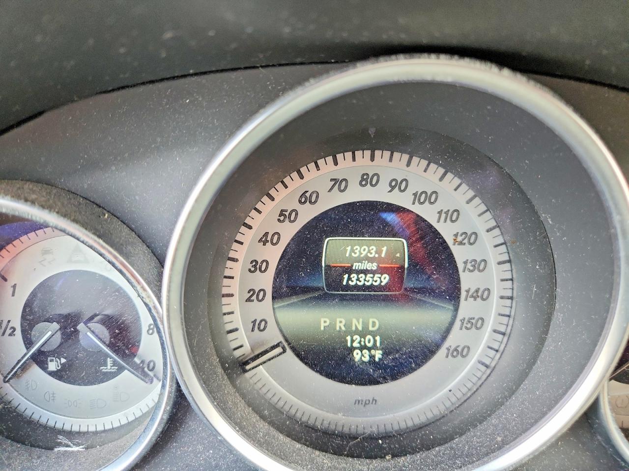 2014 Mercedes-benz C 250 Черный vin: WDDGF4HBXEG233768