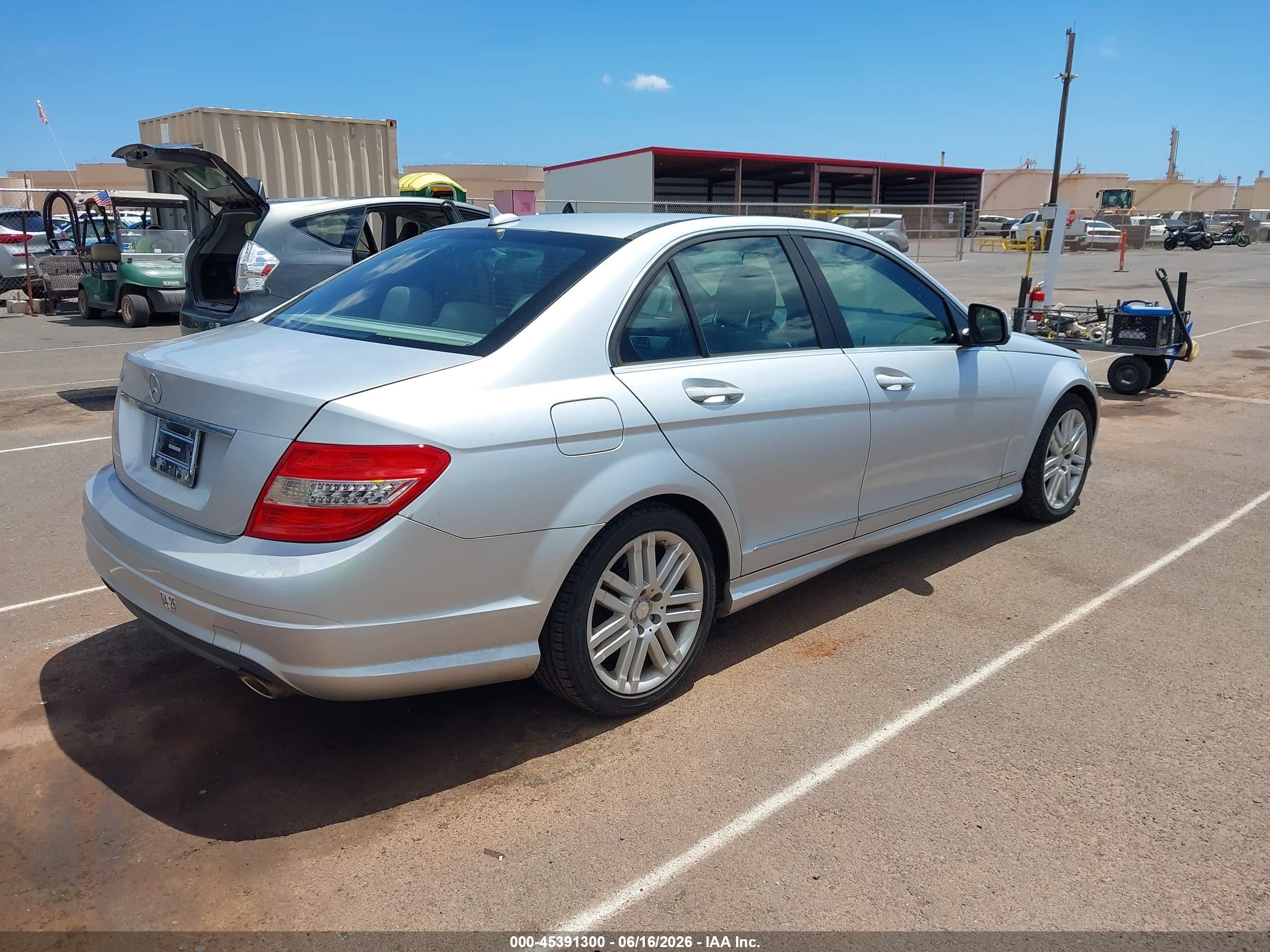 2008 Mercedes-benz C 300 Luxury/sport Silver vin: WDDGF54X08F059503