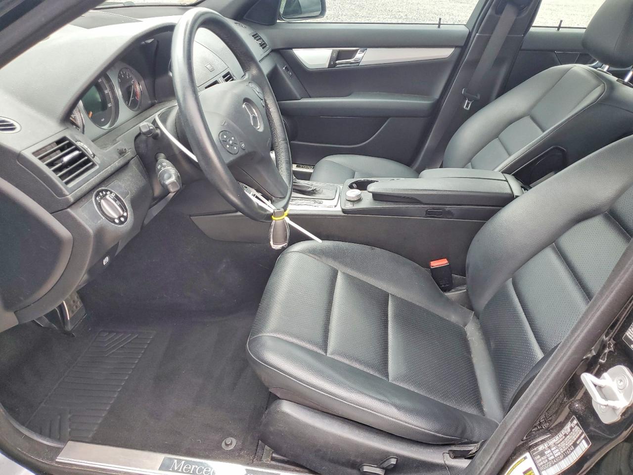 2008 Mercedes-benz C 300 Черный vin: WDDGF54X08F116248