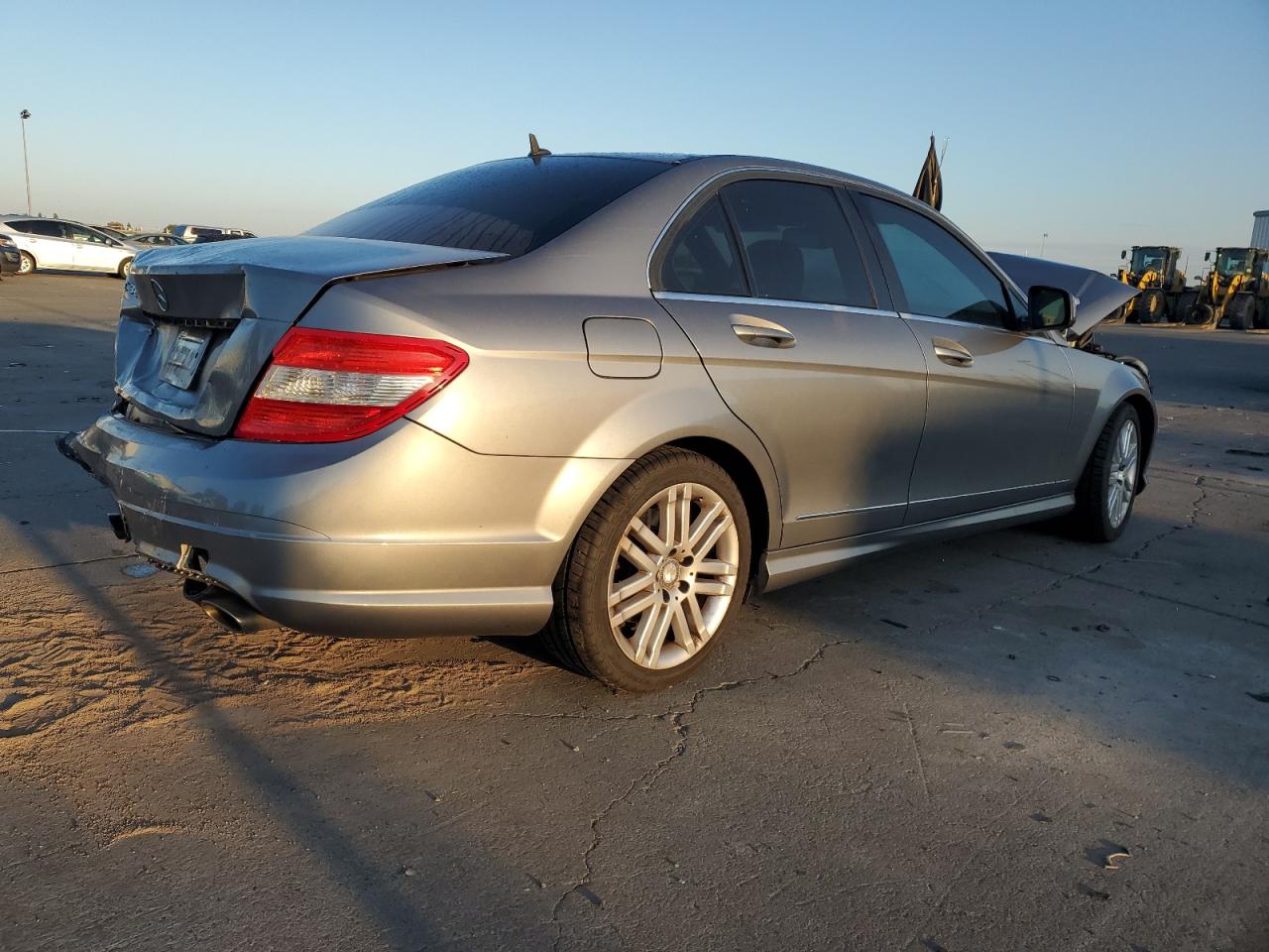2008 Mercedes-benz C 300 Серебряный vin: WDDGF54X08R013295