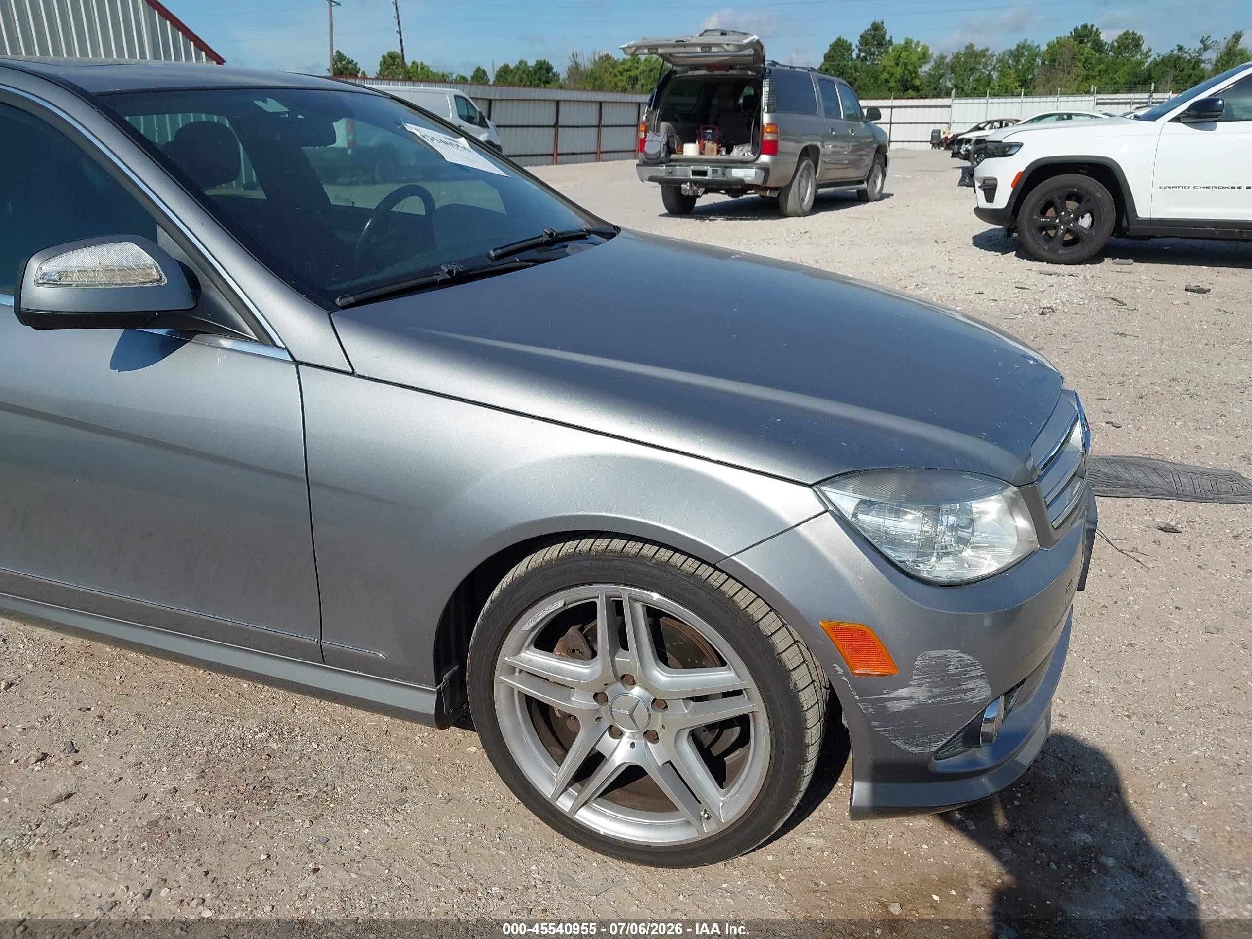 2008 Mercedes-benz C 300 Luxury/sport Silver vin: WDDGF54X08R016147