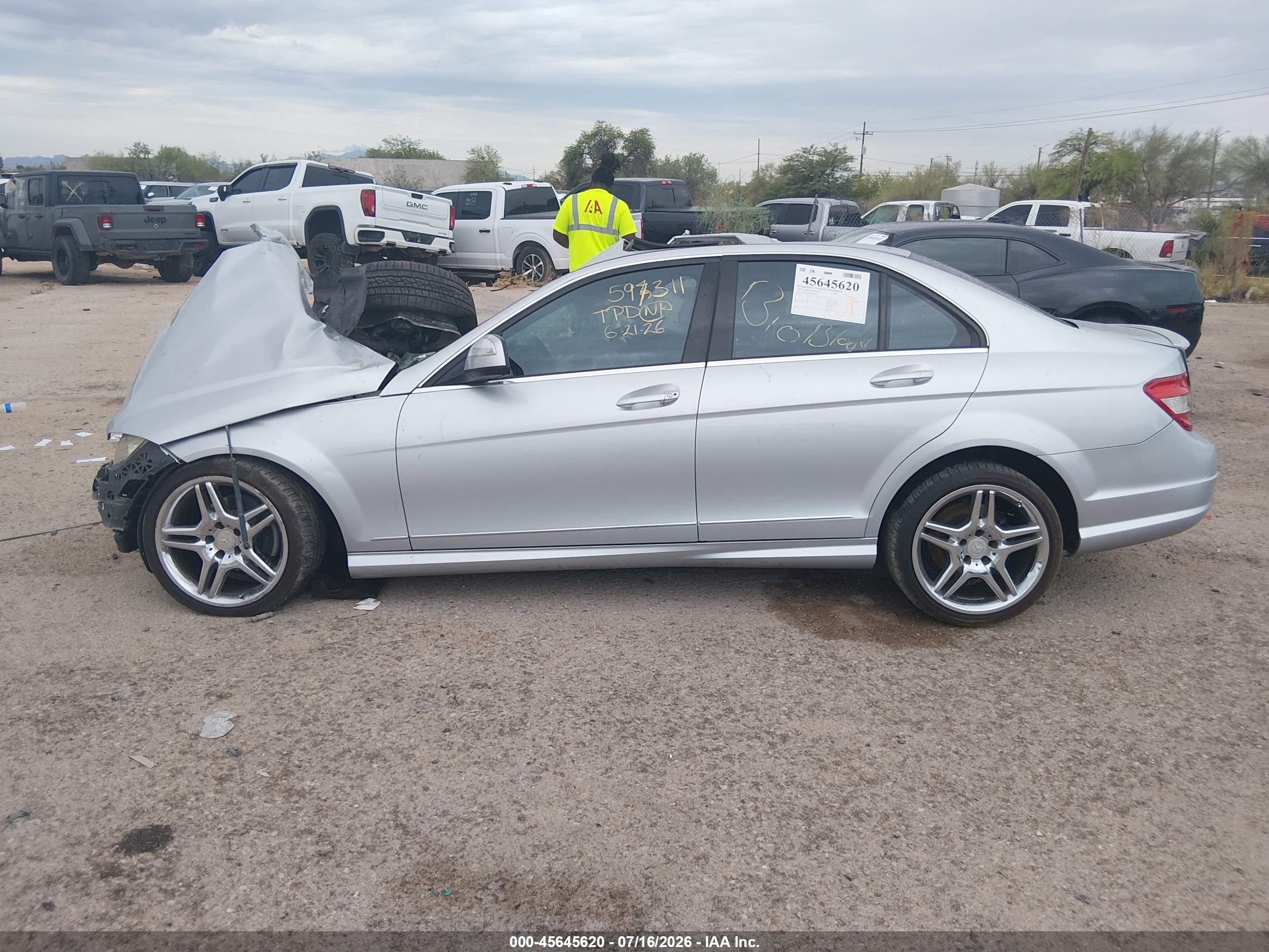 2008 Mercedes-benz C 300 Luxury/sport Silver vin: WDDGF54X08R016245