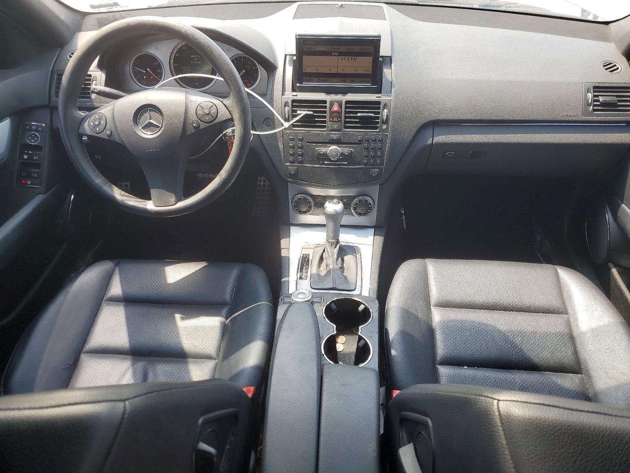2008 Mercedes-benz C 300 Серебряный vin: WDDGF54X08R038472