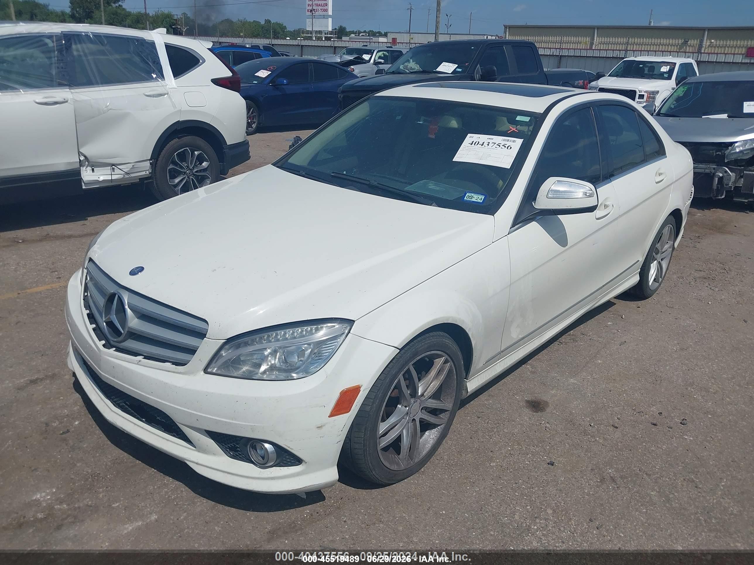 2009 Mercedes-benz C 300 Luxury/sport White vin: WDDGF54X09R050283
