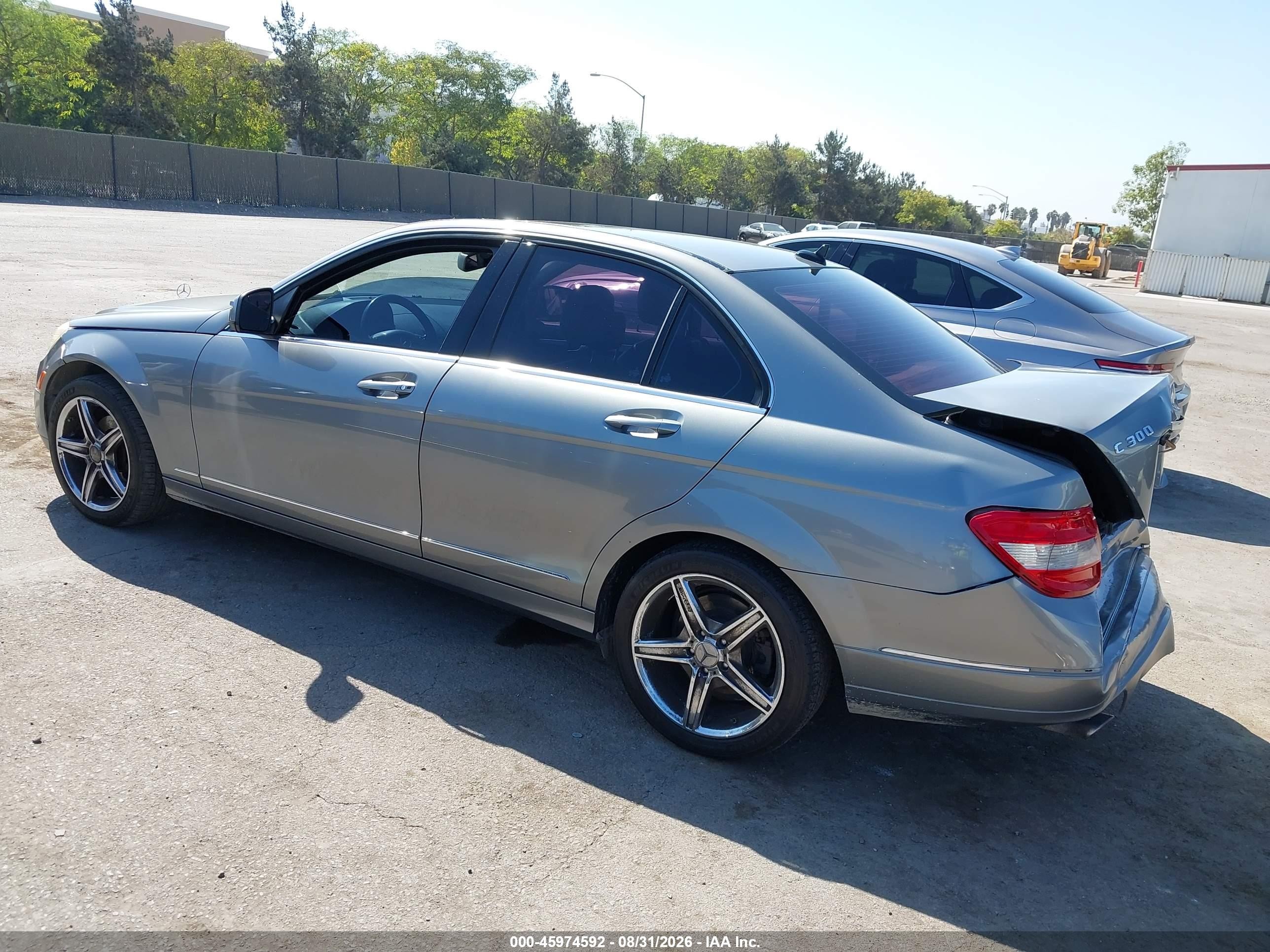 2008 Mercedes-benz C 300 Luxury/sport Silver vin: WDDGF54X18F044914