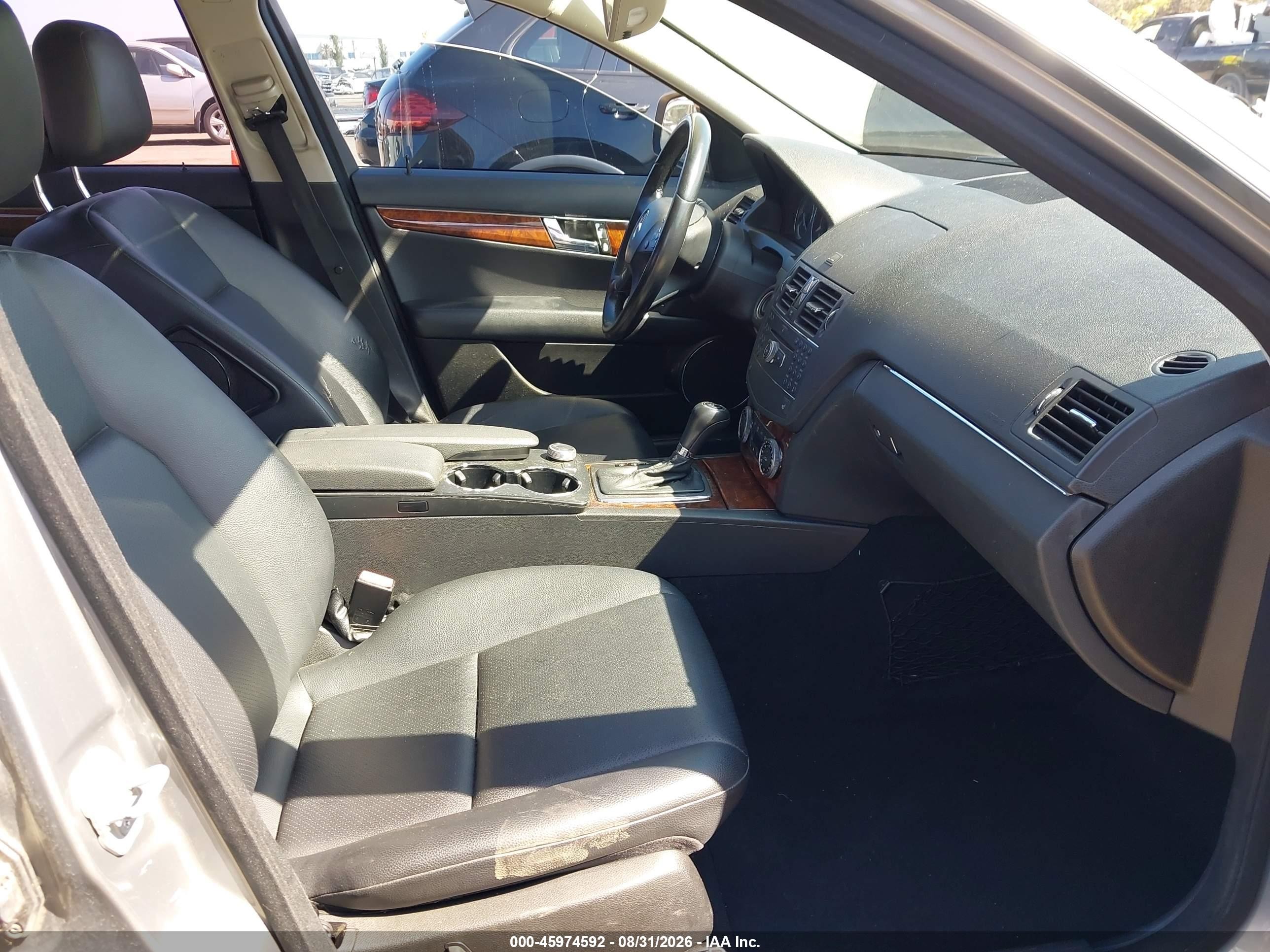 2008 Mercedes-benz C 300 Luxury/sport Silver vin: WDDGF54X18F044914