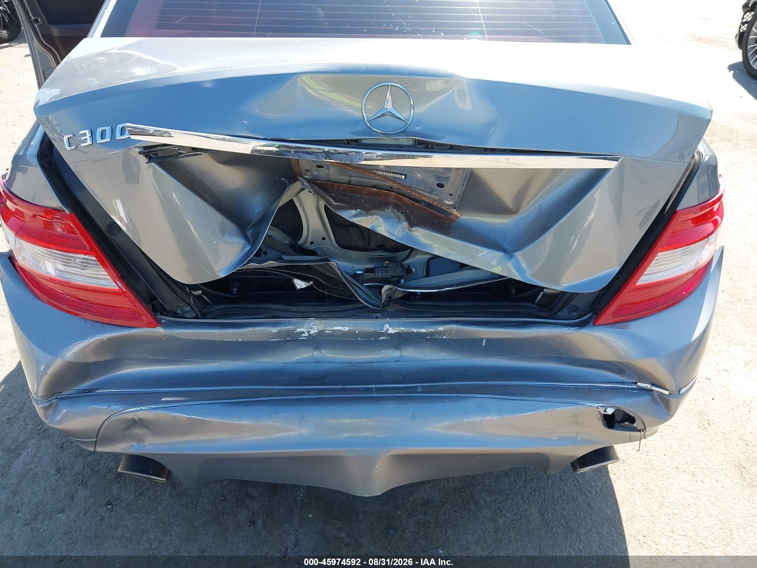2008 Mercedes-benz C 300 Luxury/sport Silver vin: WDDGF54X18F044914