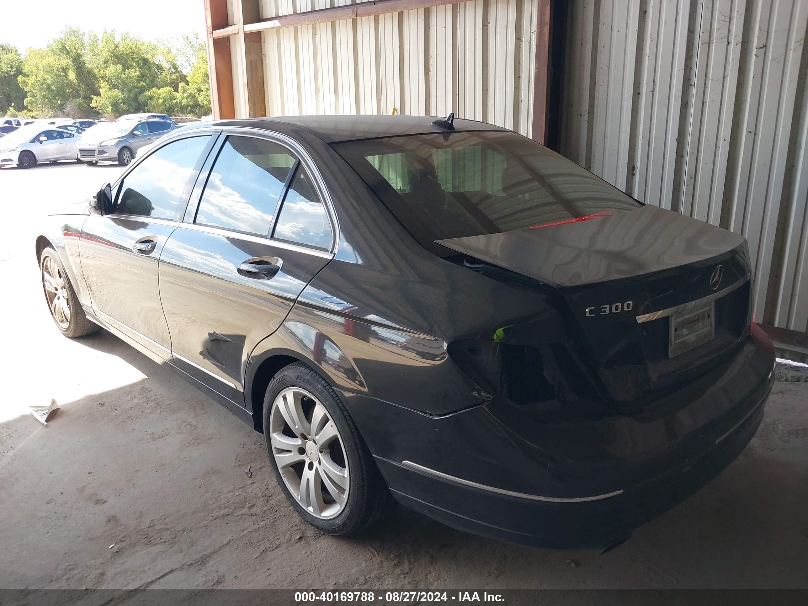 2008 Mercedes-benz C 300 Luxury/sport Black vin: WDDGF54X18F056125