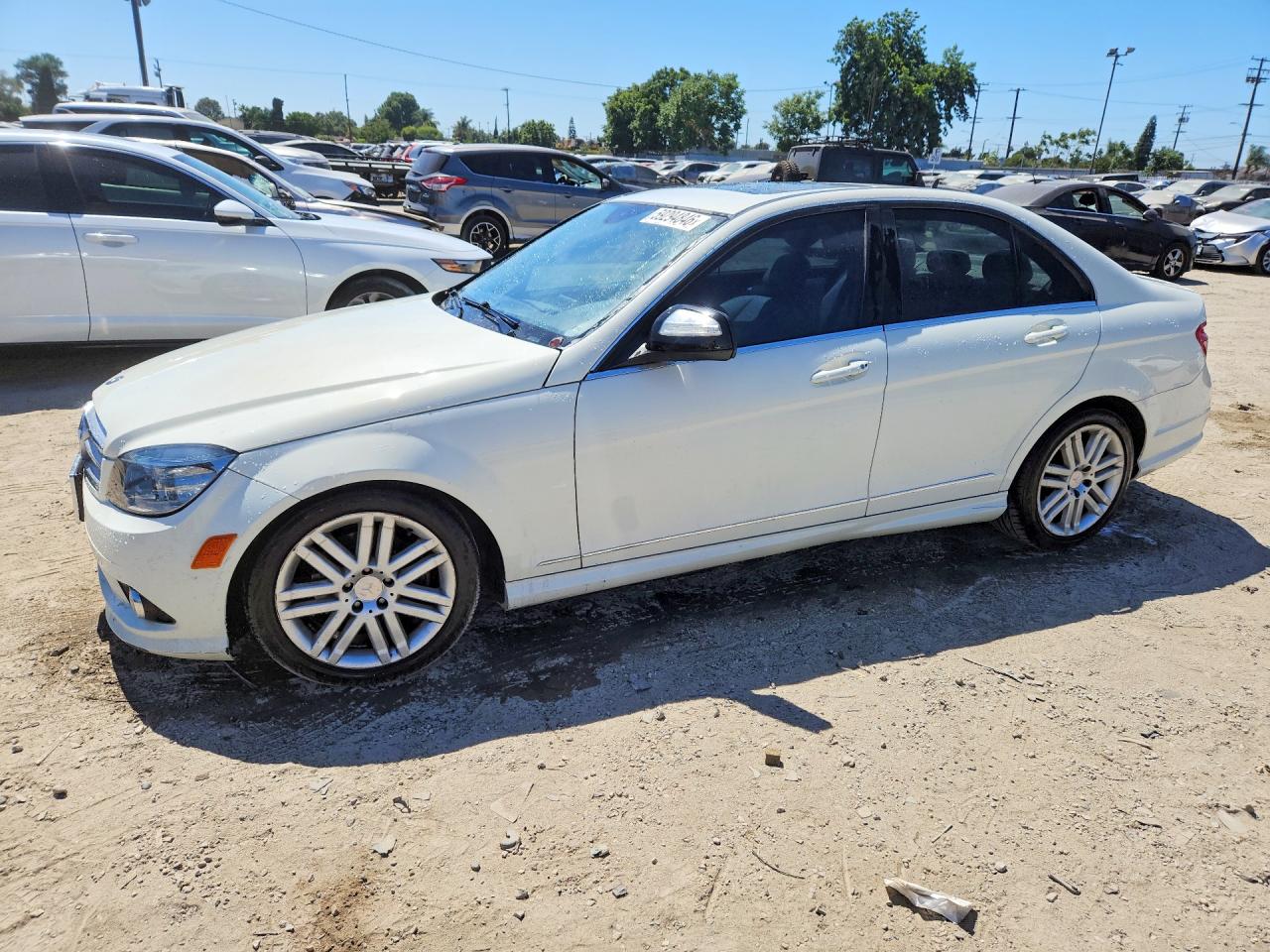 2008 Mercedes-benz C 300 White vin: WDDGF54X18F088265