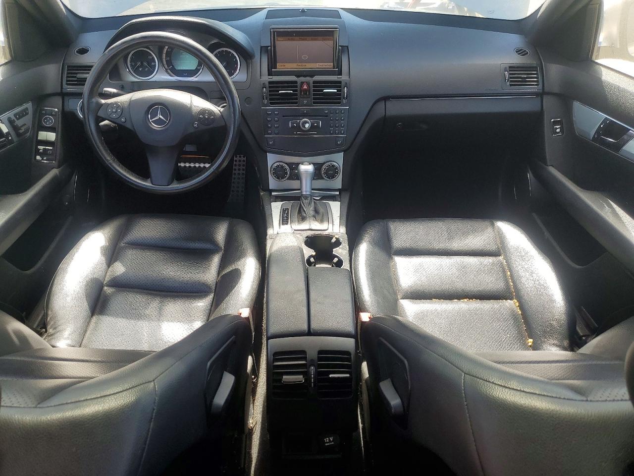 2009 Mercedes-benz C 300 Silver vin: WDDGF54X19F208289