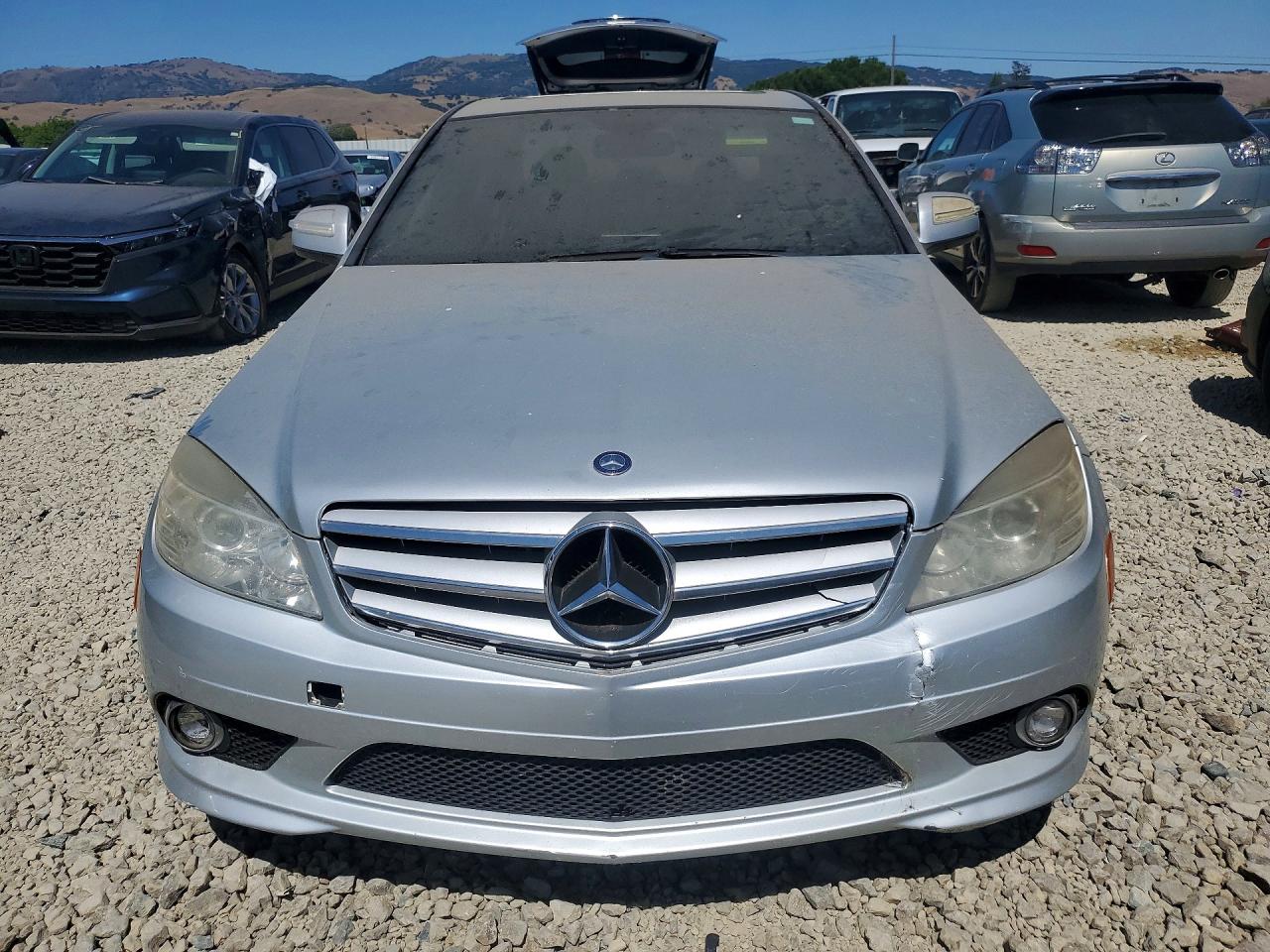 2009 Mercedes-benz C 300 Silver vin: WDDGF54X19F208289