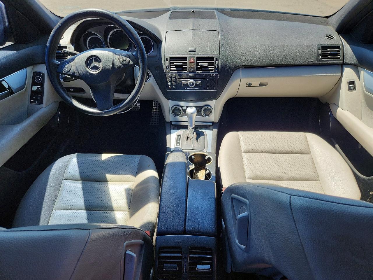 2009 Mercedes-benz C 300 Gray vin: WDDGF54X19F233001