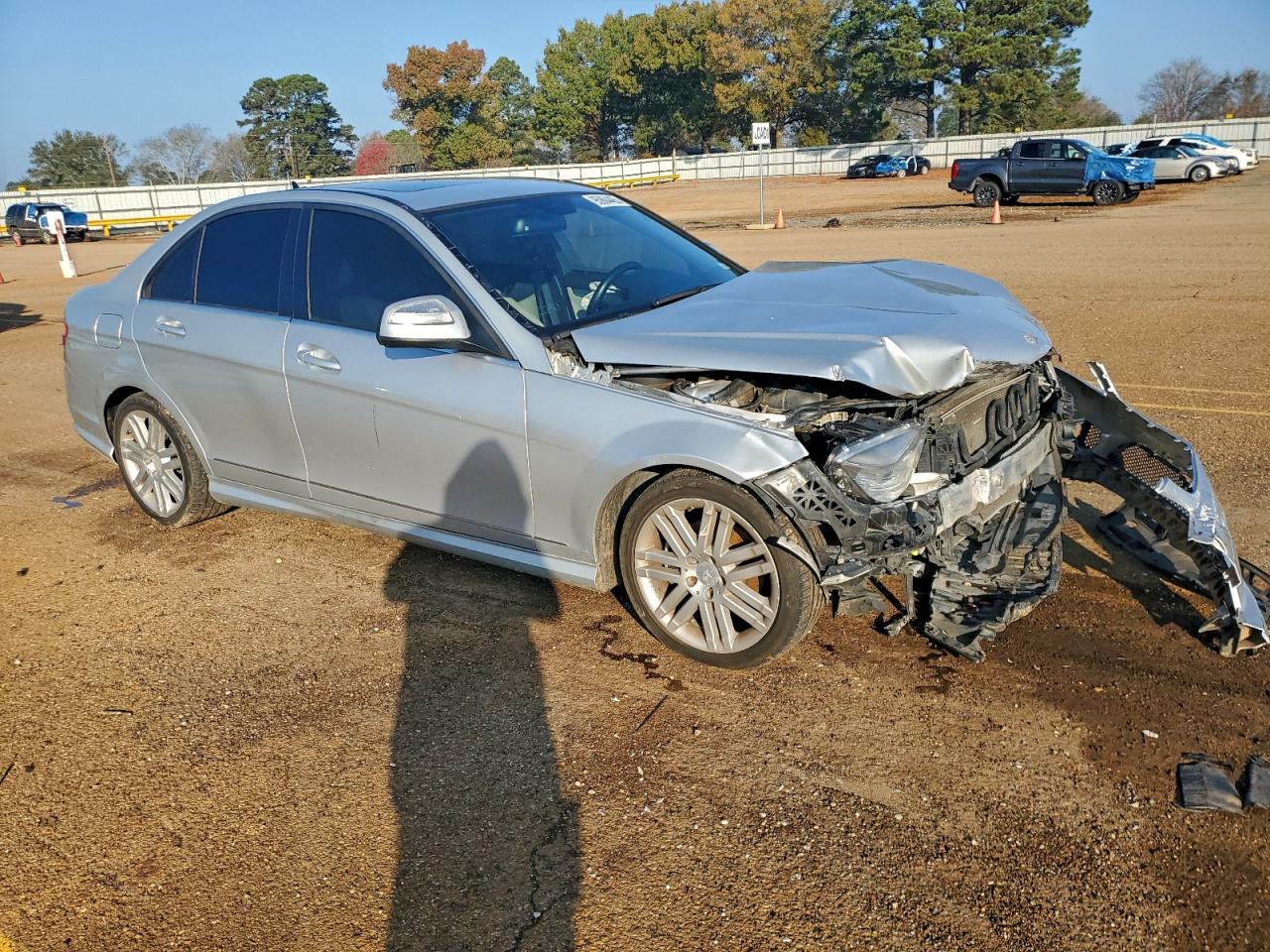 2009 Mercedes-benz C 300 Серебряный vin: WDDGF54X19R057436