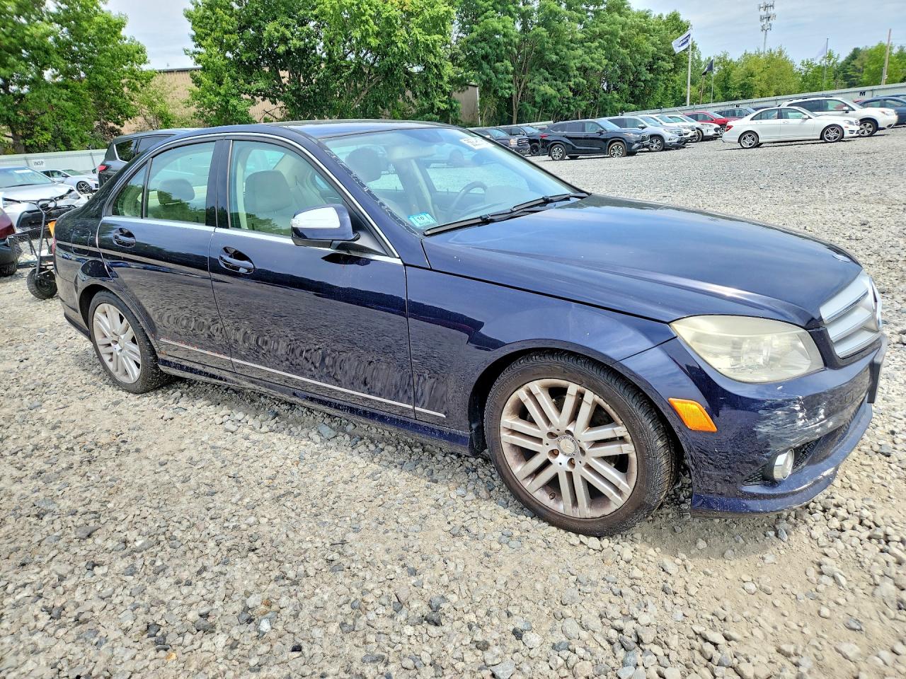 2009 Mercedes-benz C 300 Blue vin: WDDGF54X19R079548