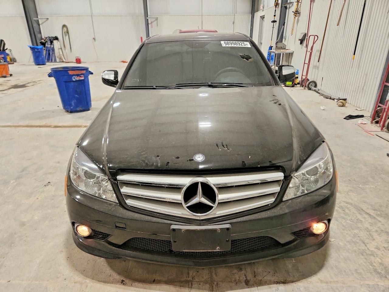 2009 Mercedes-benz C 300 Черный vin: WDDGF54X19R082711