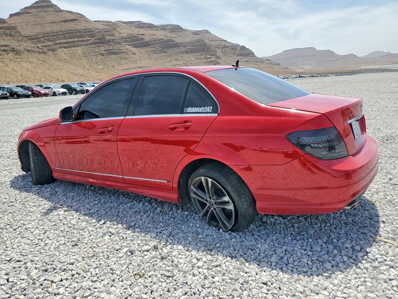 2008 Mercedes-benz C 300 Red vin: WDDGF54X28F033839