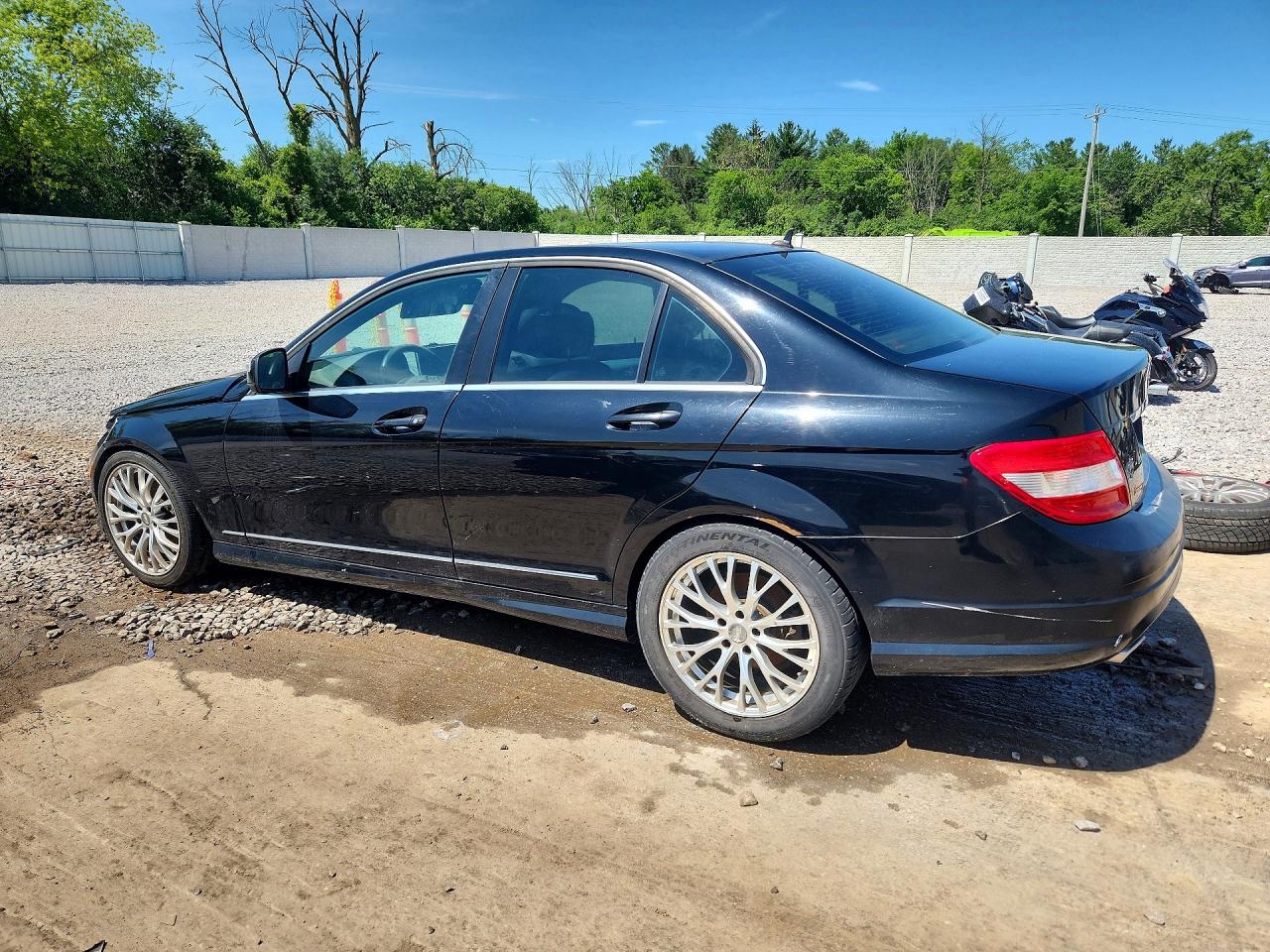 2008 Mercedes-benz C 300 Black vin: WDDGF54X28F067828