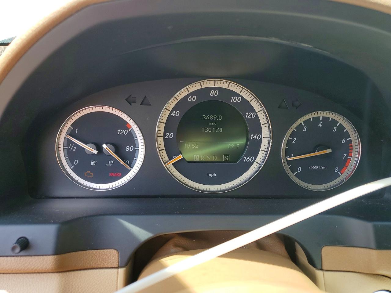 2008 Mercedes-benz C 300 Серебряный vin: WDDGF54X28F076965