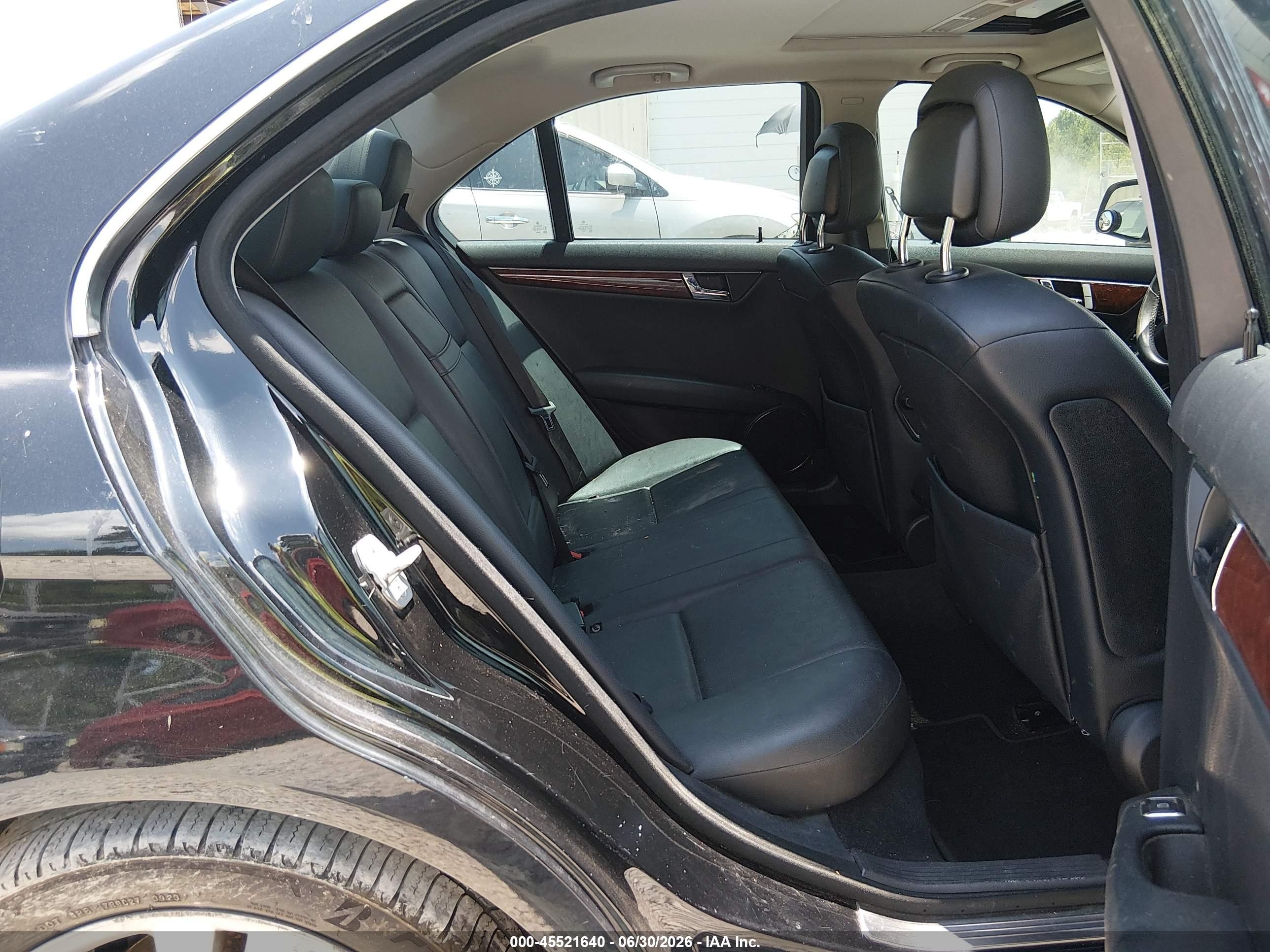 2008 Mercedes-benz C 300 Luxury/sport Black vin: WDDGF54X28F078554