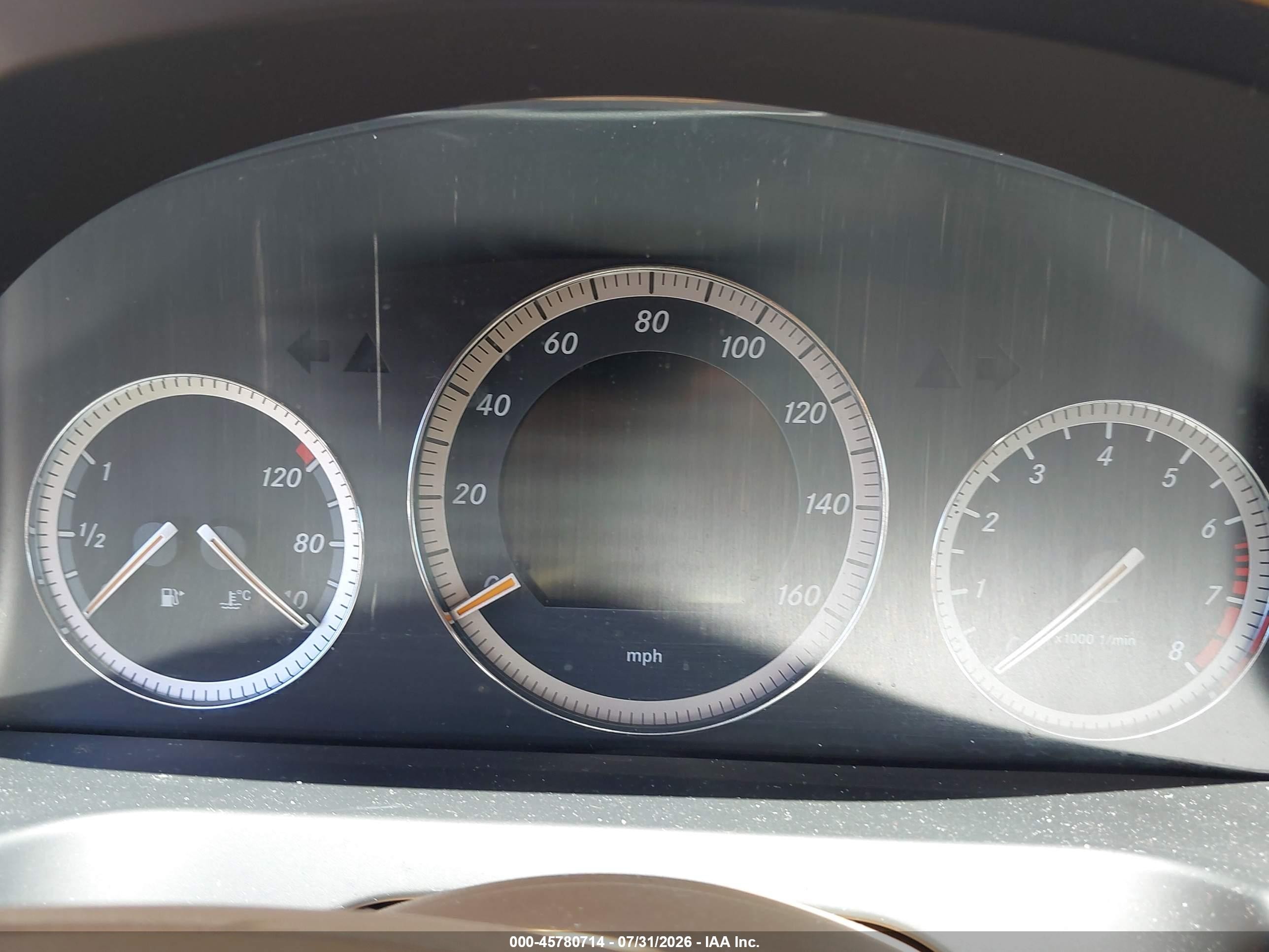 2008 Mercedes-benz C 300 Luxury/sport Белый vin: WDDGF54X28F114291