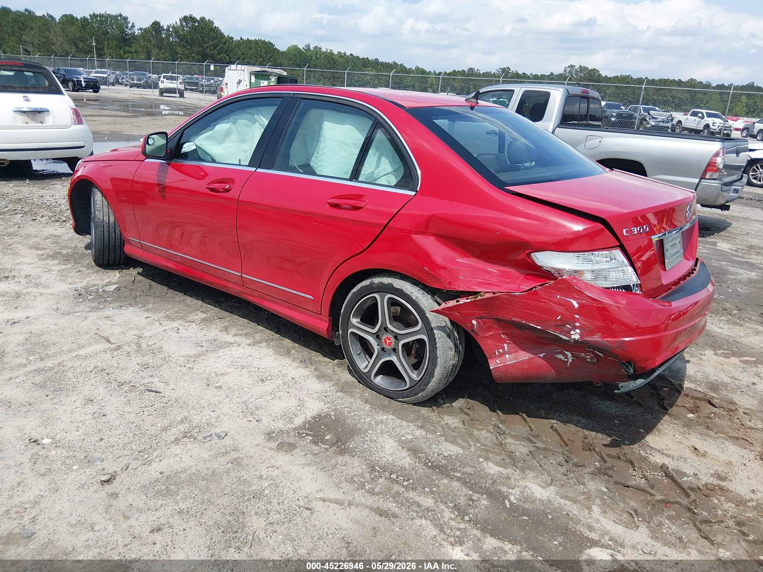 2008 Mercedes-benz C 300 Luxury/sport Red vin: WDDGF54X28F194918