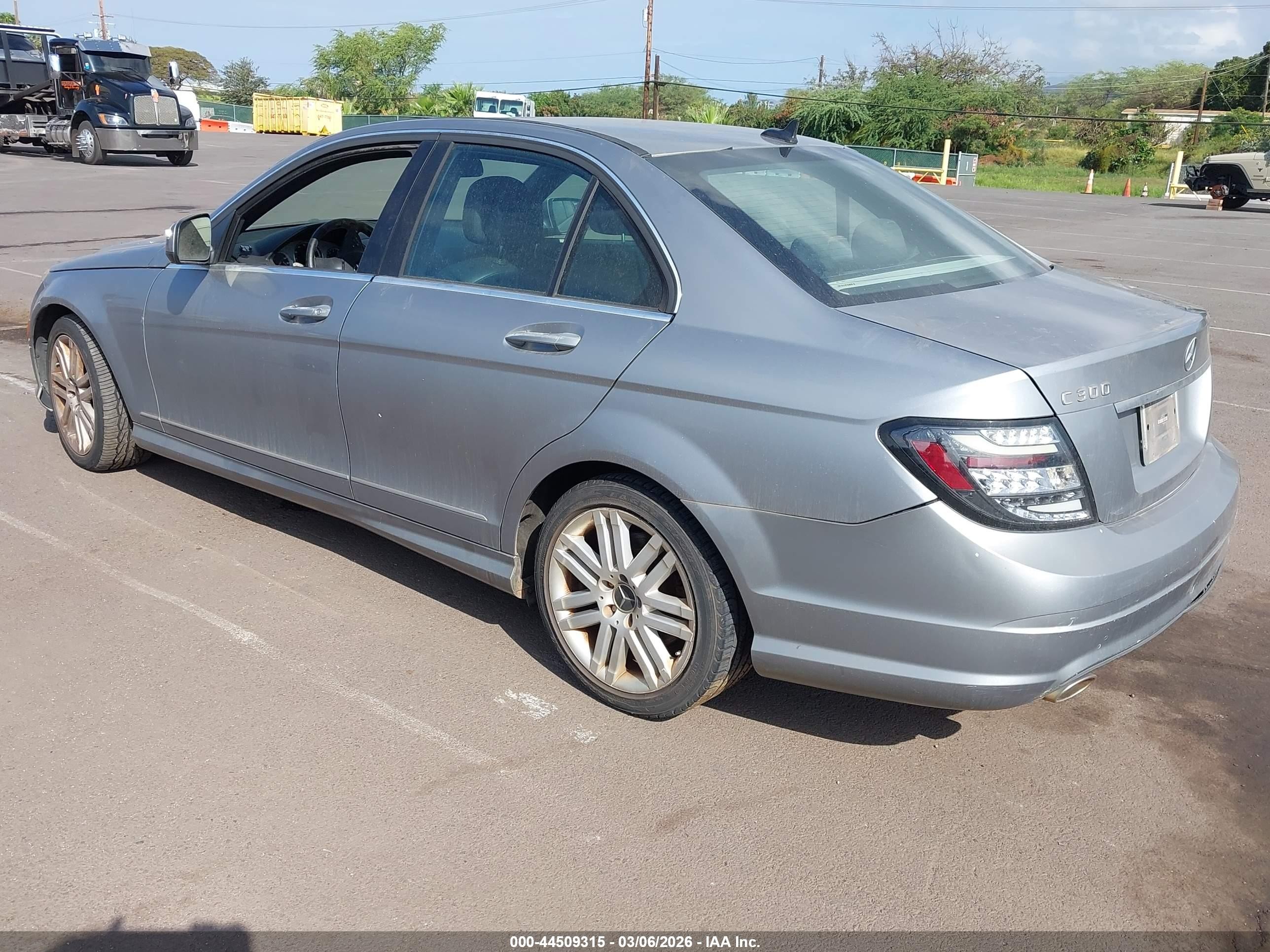 2008 Mercedes-benz C 300 Silver vin: WDDGF54X28R016229