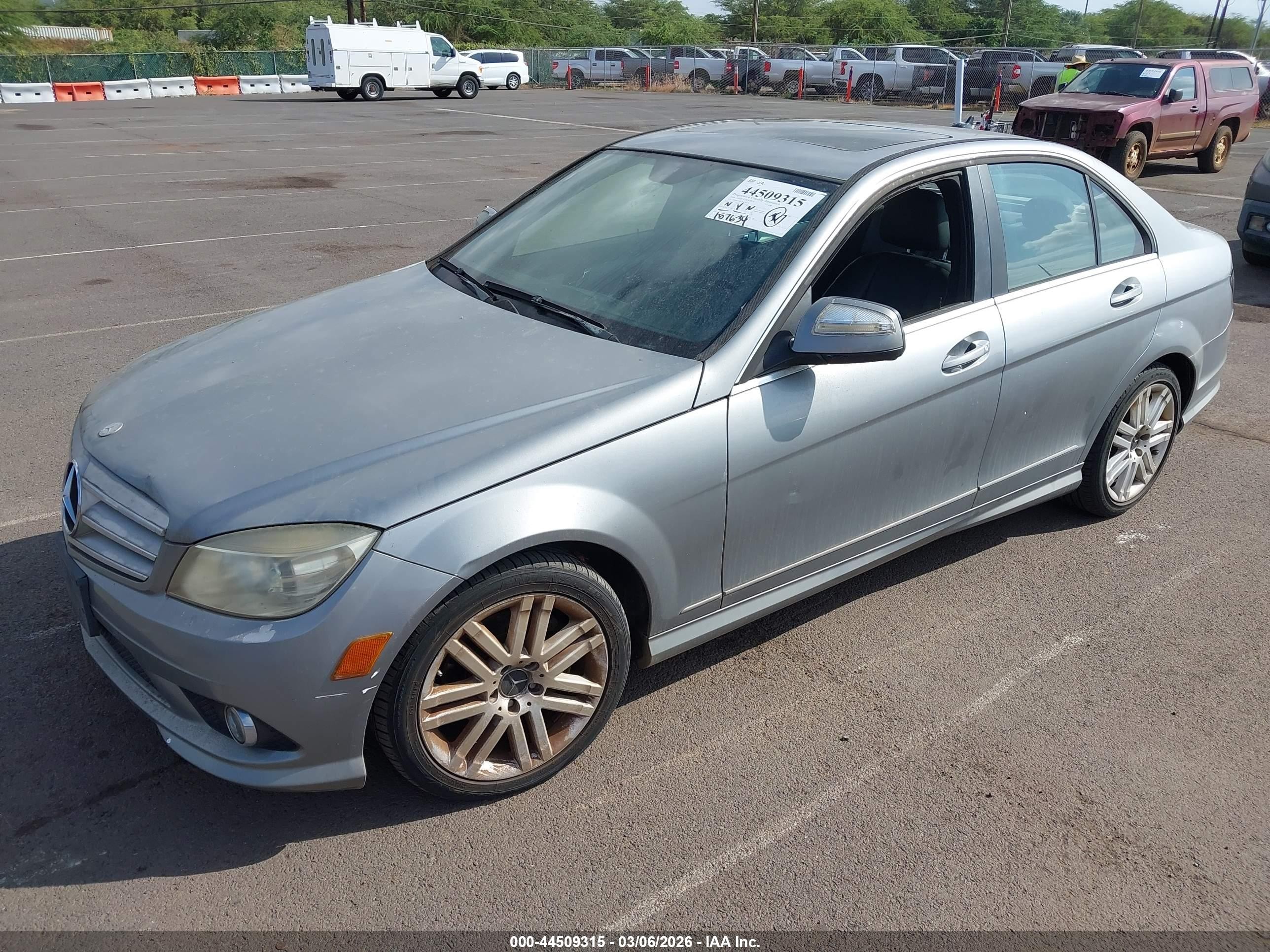 2008 Mercedes-benz C 300 Silver vin: WDDGF54X28R016229