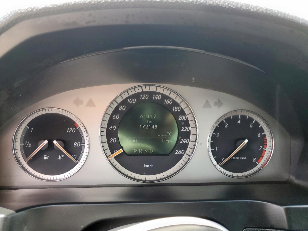 2009 Mercedes-benz C 300 White vin: WDDGF54X29A153915