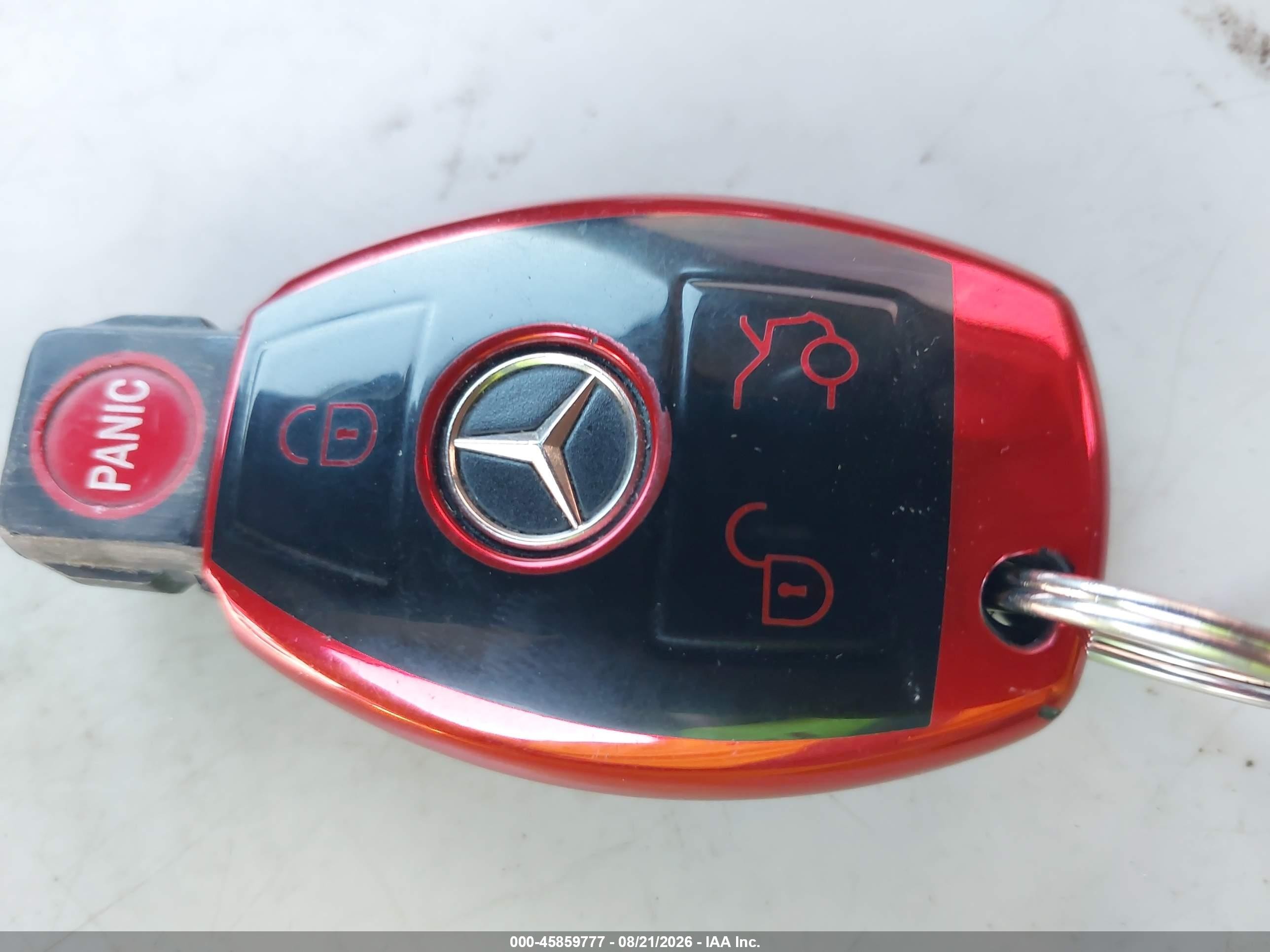 2009 Mercedes-benz C 300   Red vin: WDDGF54X29F236747