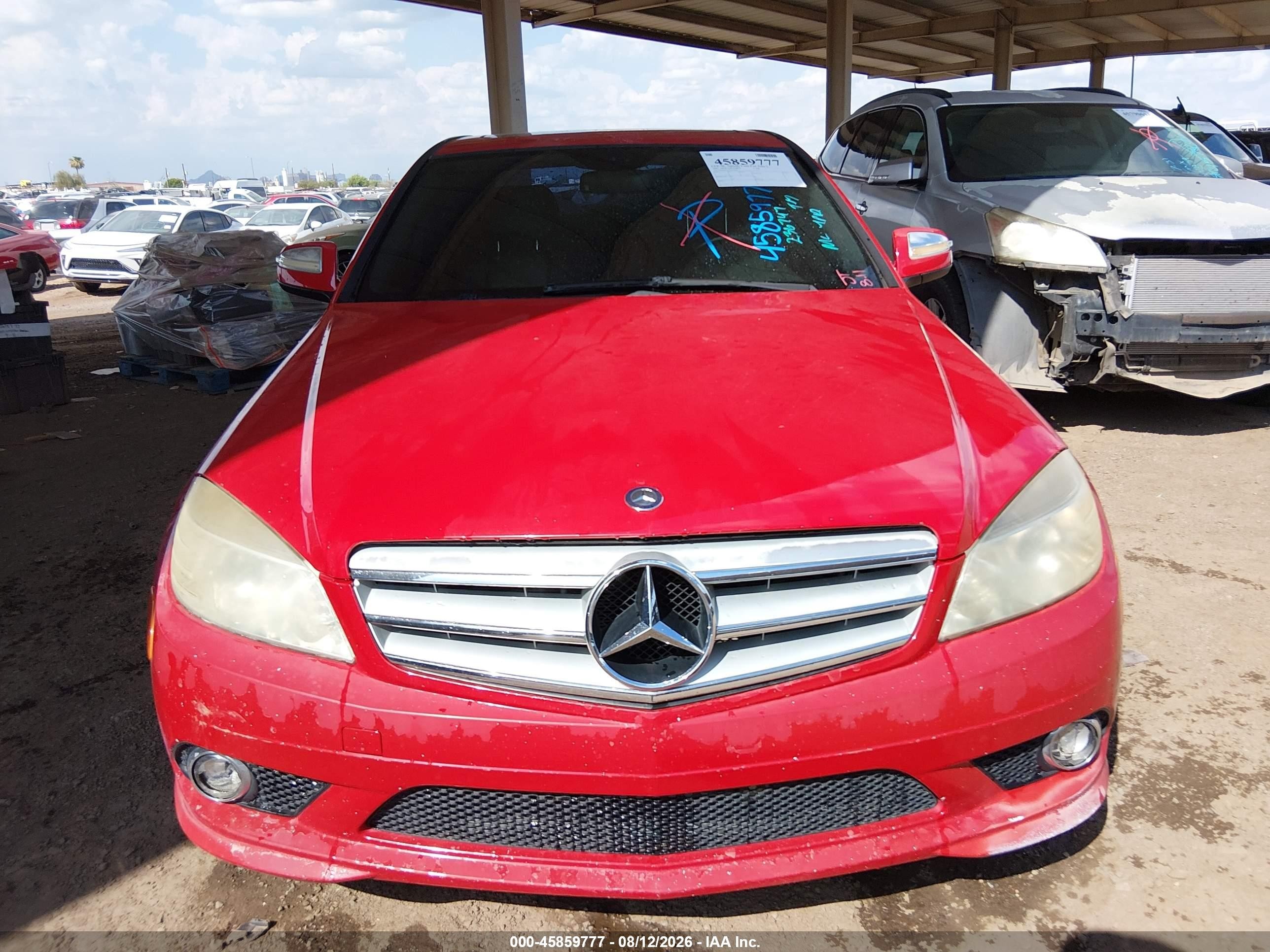 2009 Mercedes-benz C 300   Red vin: WDDGF54X29F236747