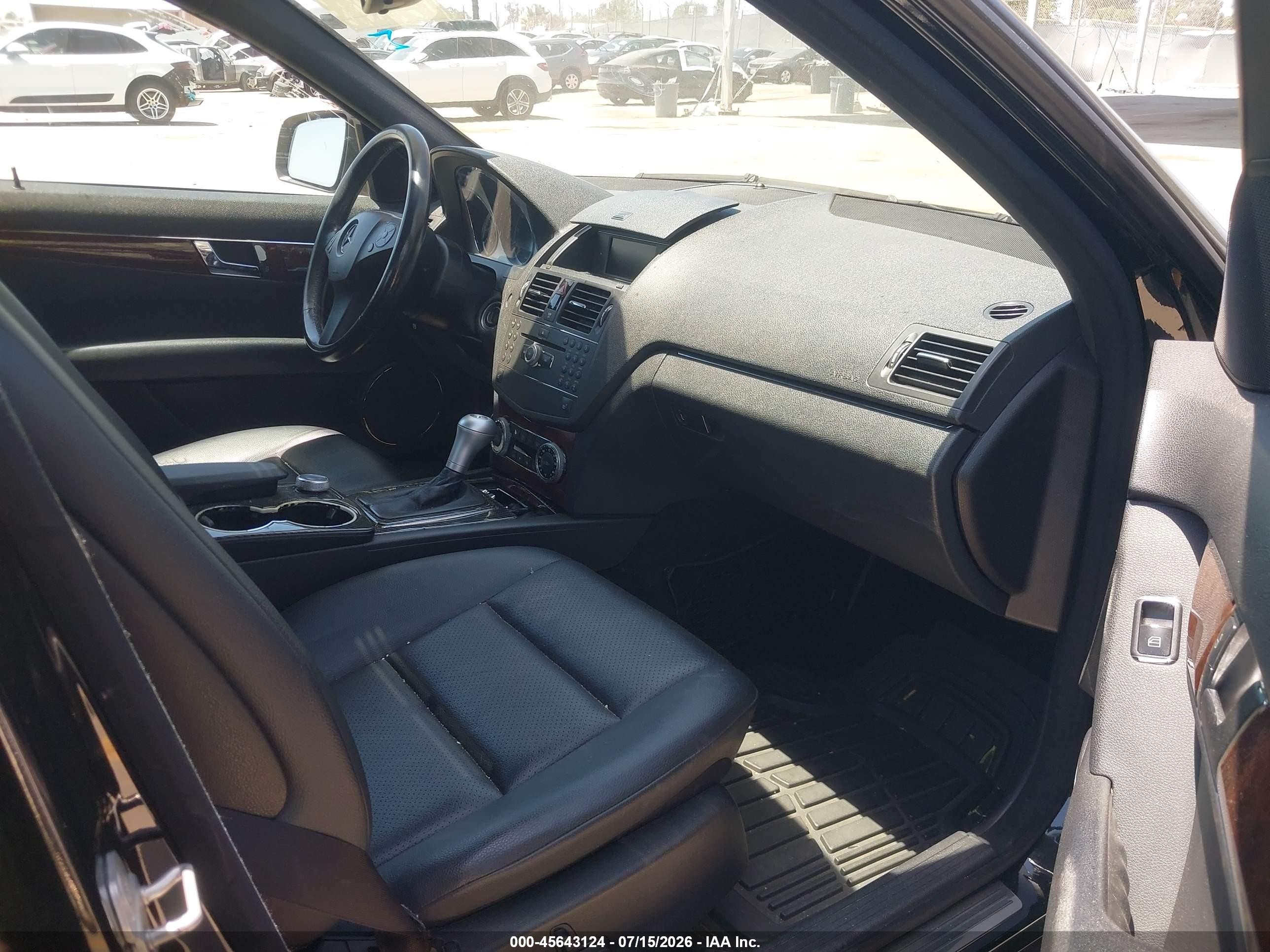 2009 Mercedes-benz C 300   Black vin: WDDGF54X29F332636