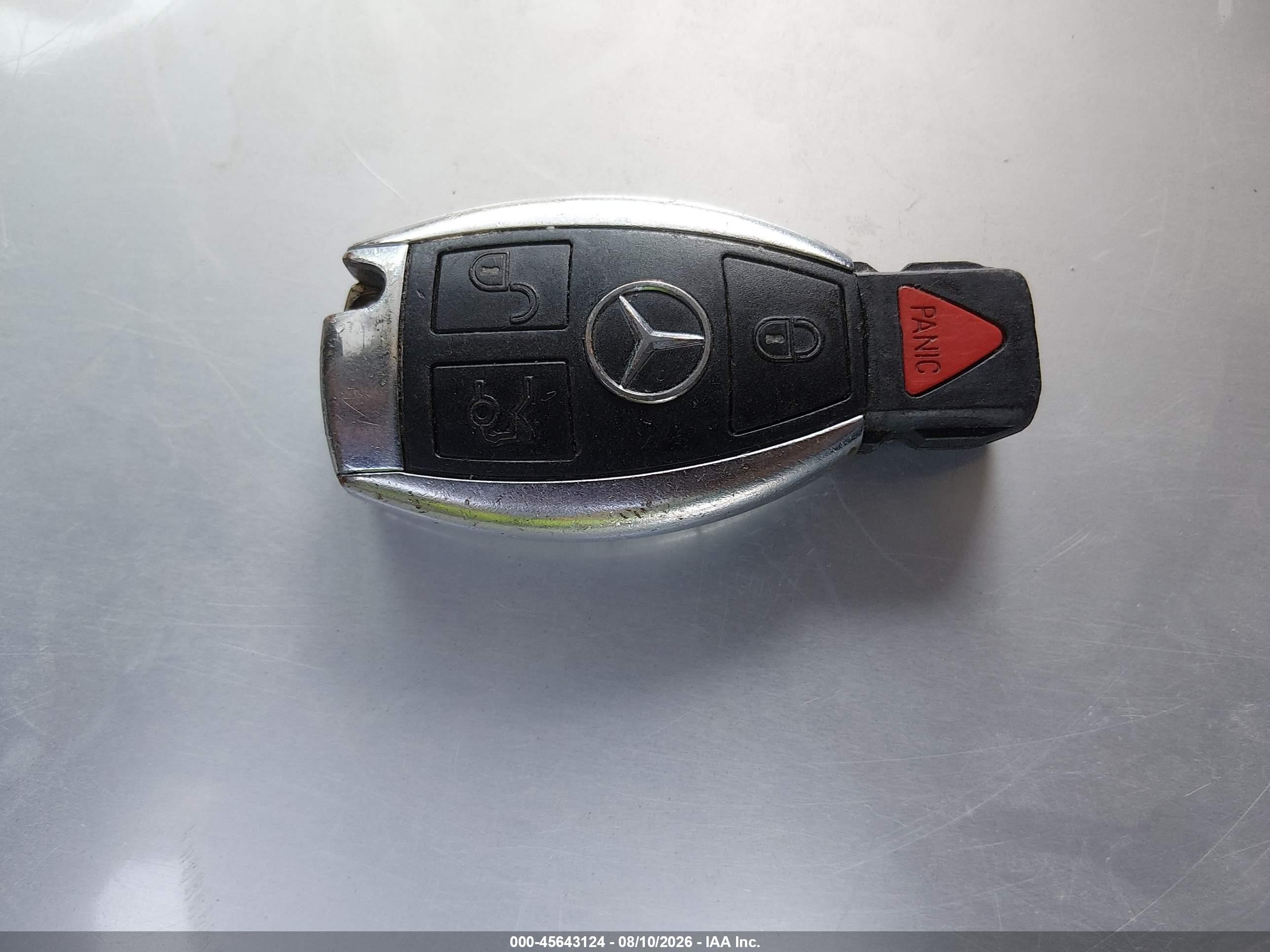 2009 Mercedes-benz C 300   Black vin: WDDGF54X29F332636