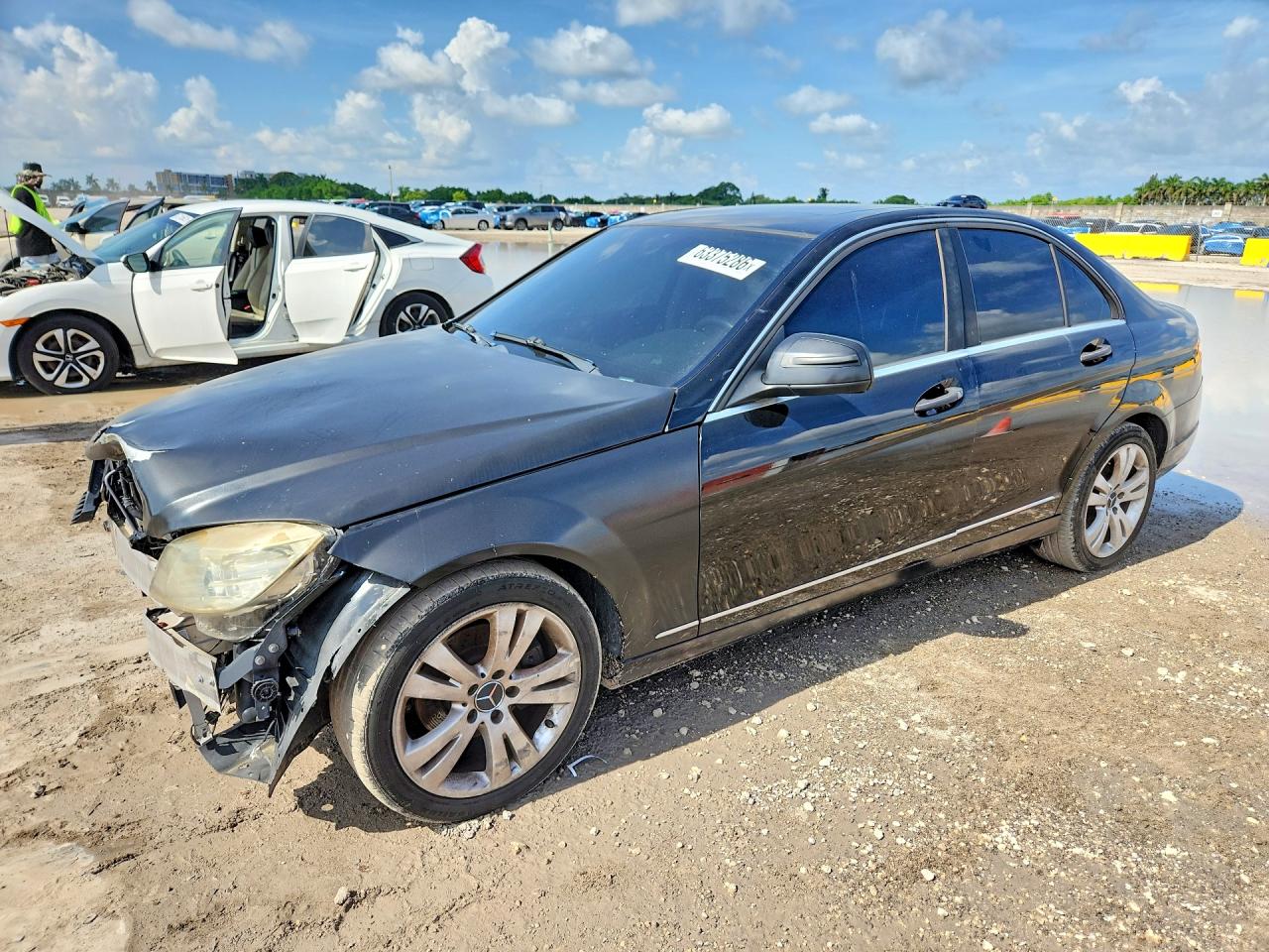 2009 Mercedes-benz C 300 Black vin: WDDGF54X29R046395