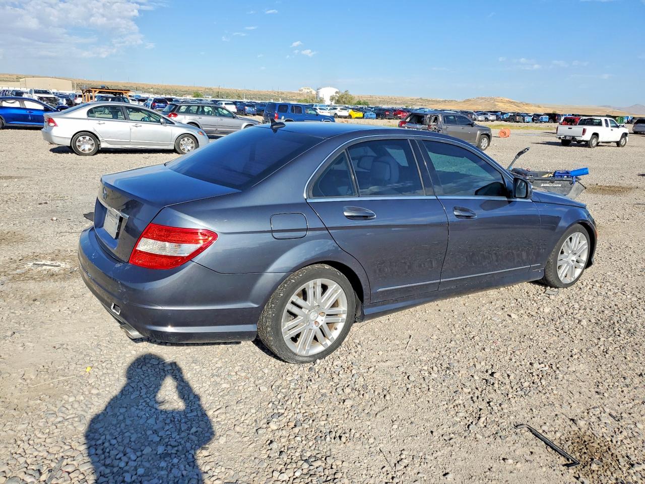 2009 Mercedes-benz C 300 Синий vin: WDDGF54X29R056621