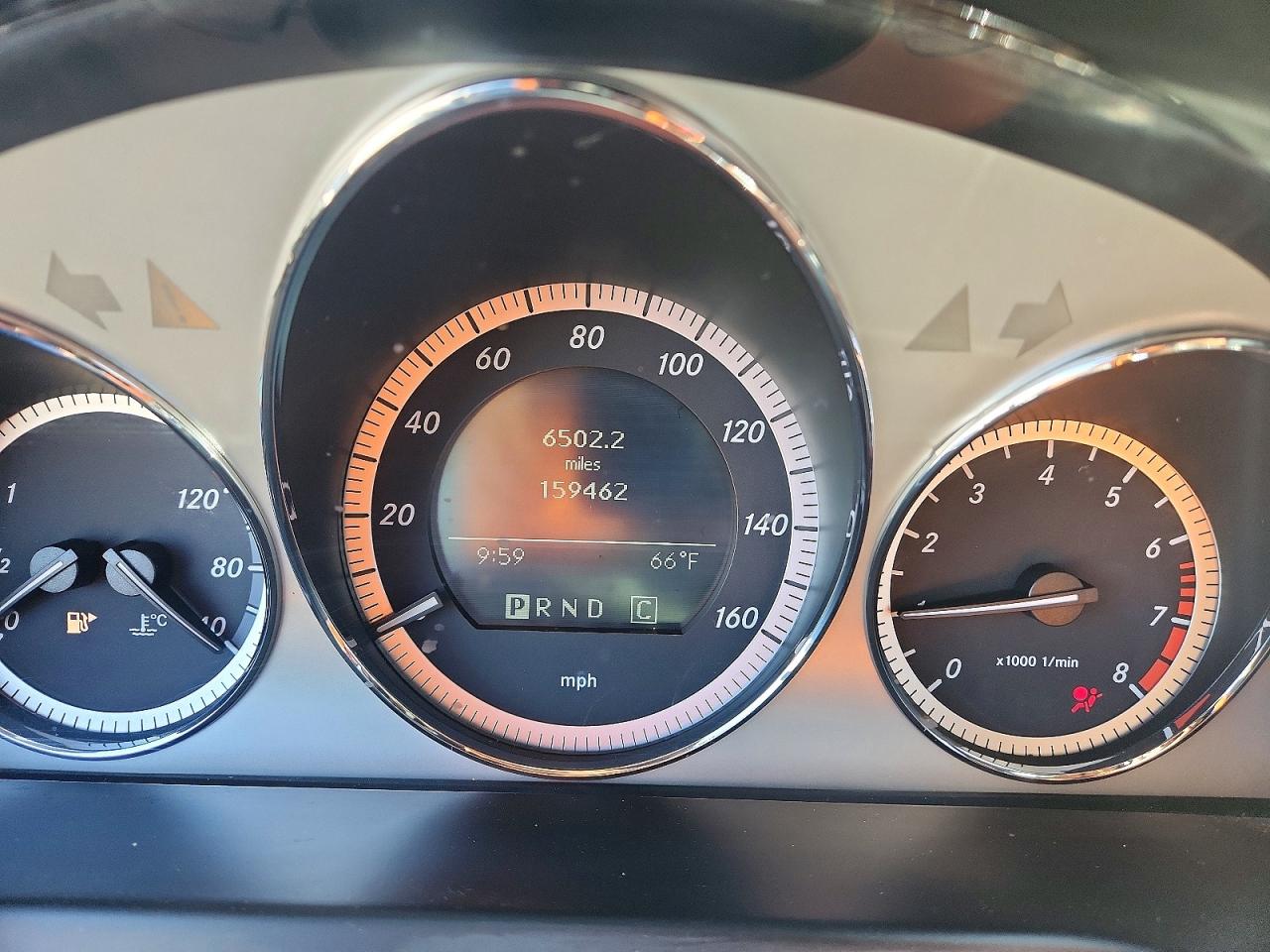 2009 Mercedes-benz C 300 Красный vin: WDDGF54X29R065061